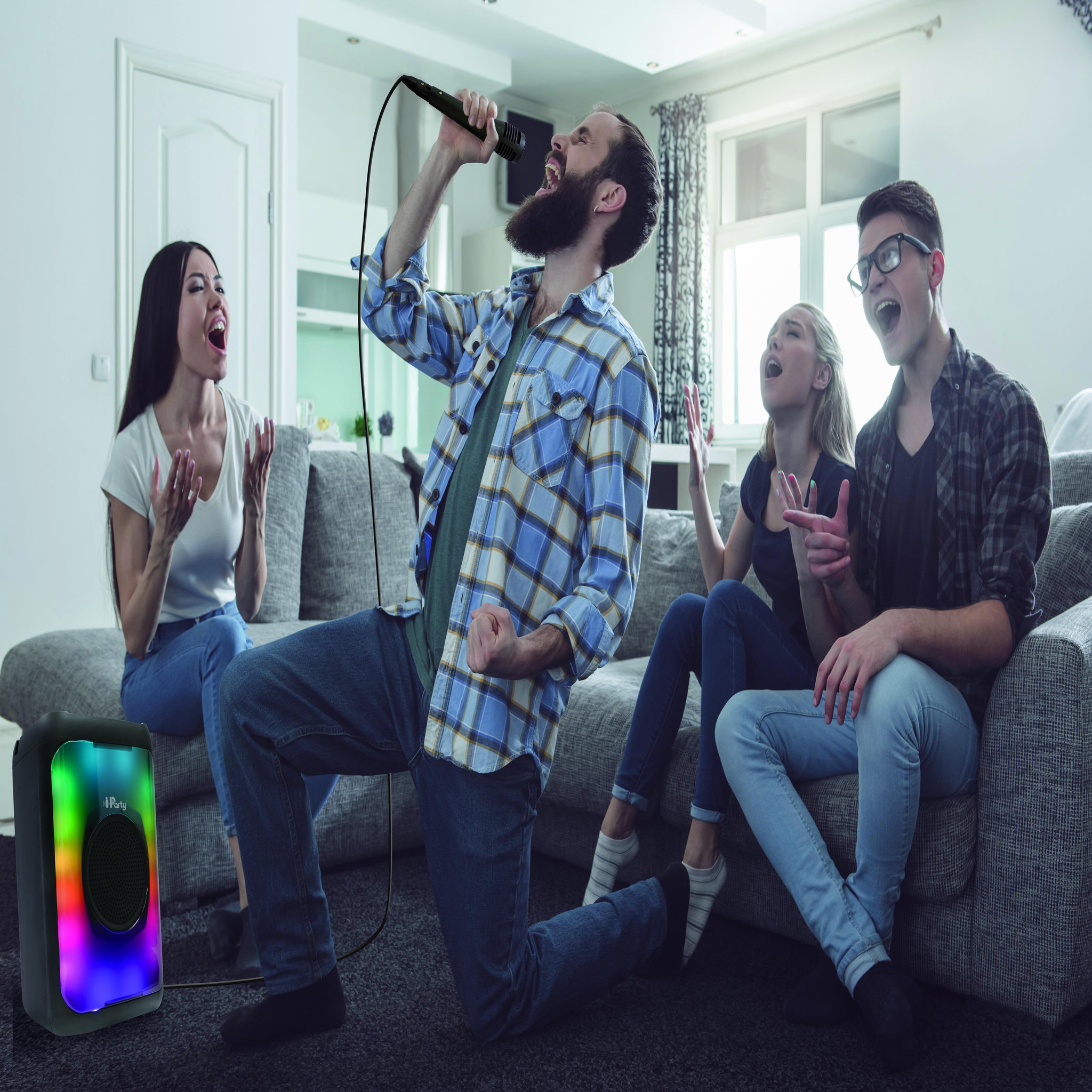 Voir la diapositive 4 : Lexibook Enceinte Taille Medium Bluetooth® lumineuse effet flammes multicolores avec micro