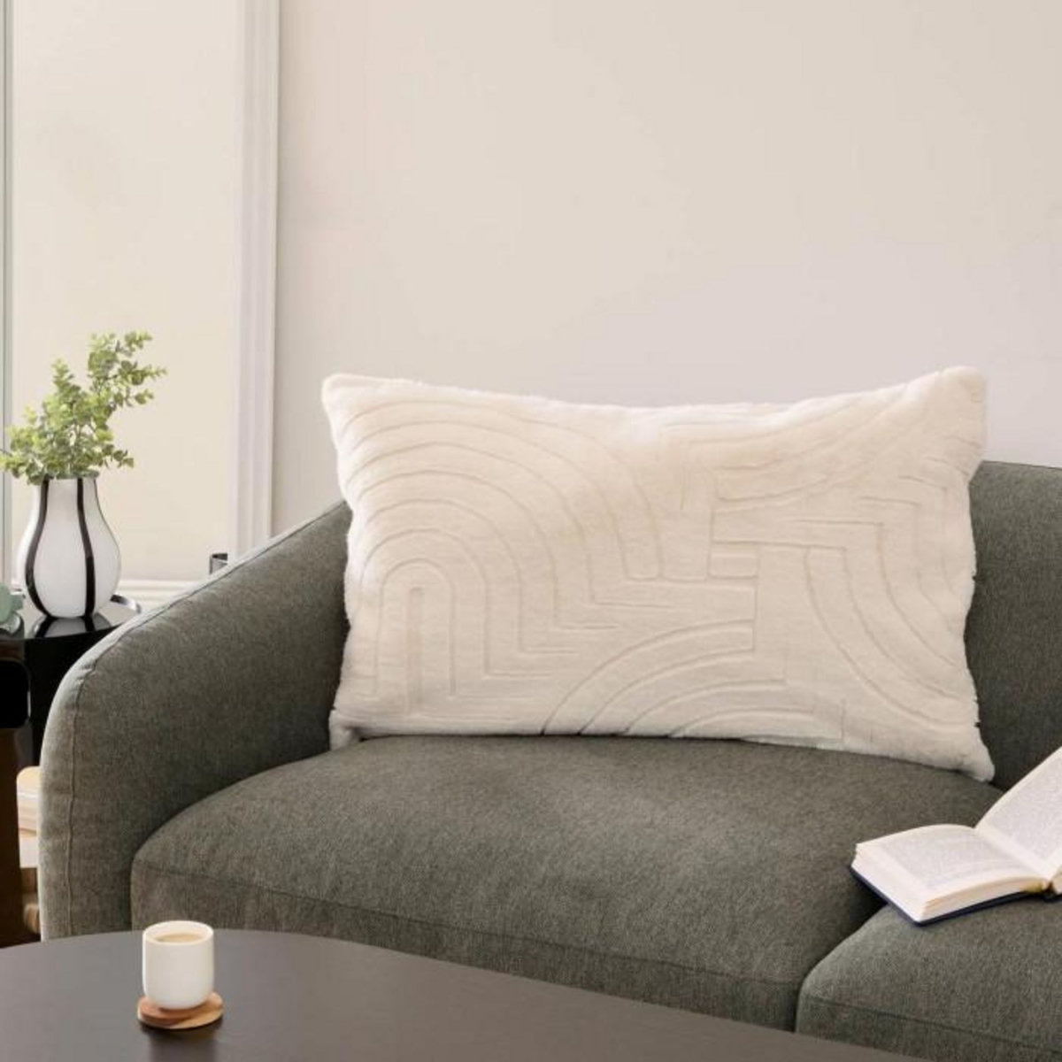 ATMOSPHERA Coussin Imitation Fourrure  Arka  50x80cm Ivoire