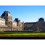 Voir la diapositive 4 : Smartbox City-tour de Paris, croisière sur la Seine et visite de la tour Eiffel et du Louvre - Coffret Cadeau Multi-thèmes