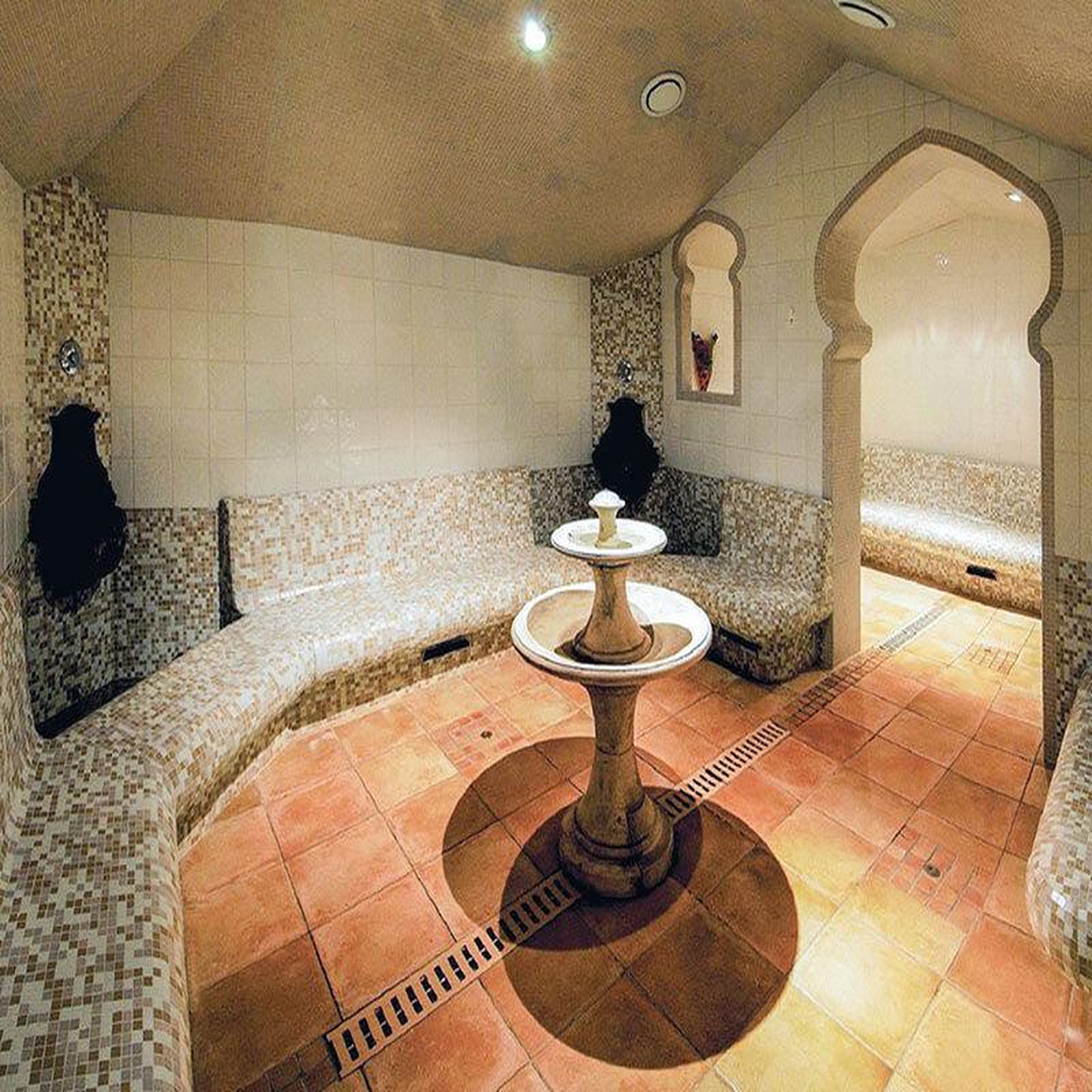 Voir la diapositive 4 : Smartbox Escapade bien-être 5* : 2 jours à saint-malo avec accès libre à l'espace détente - coffret cadeau séjour