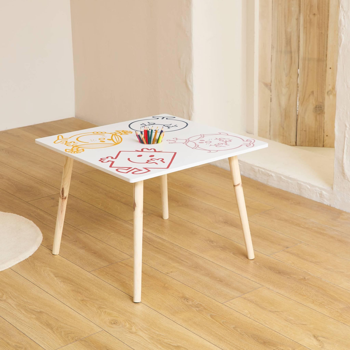 SWEEEK Table avec pot à crayon pour enfant collection Monsieur/Madame