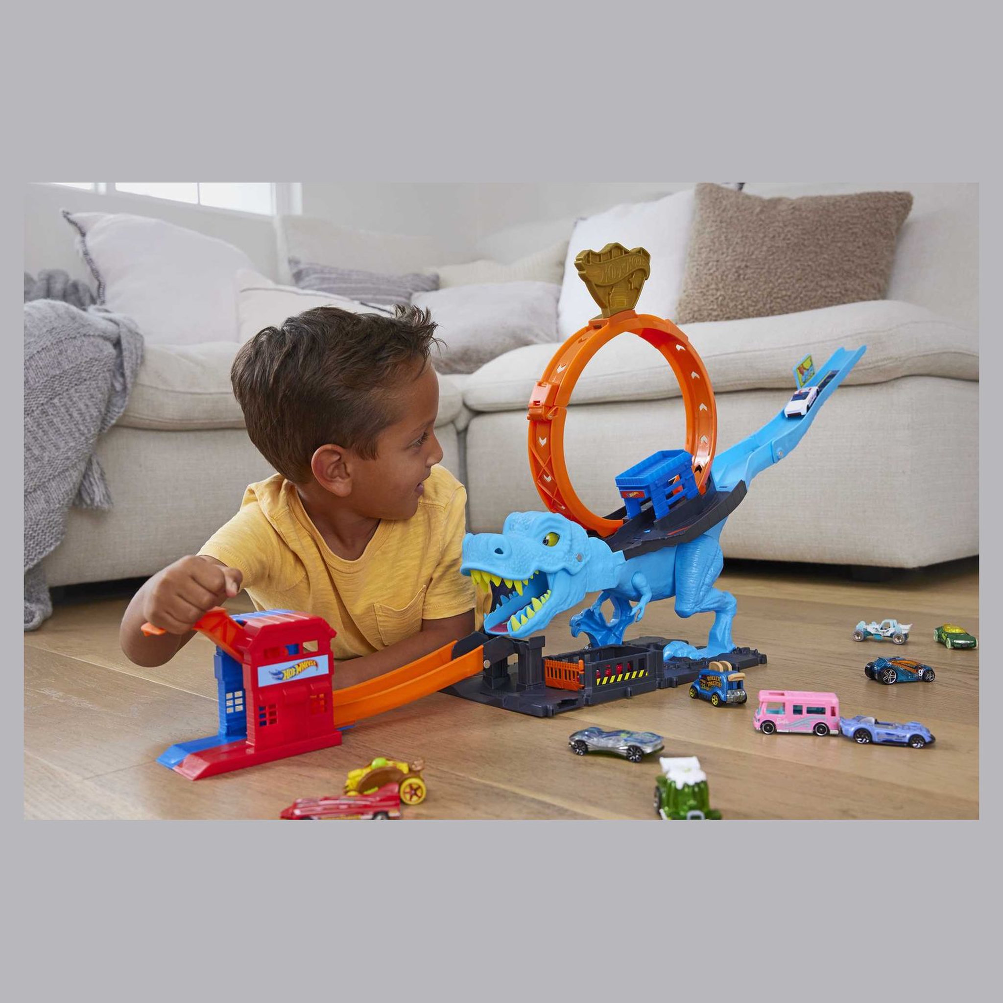Voir la diapositive 5 : HOT WHEELS Circuit L'attaque du T rex Hot Wheels 