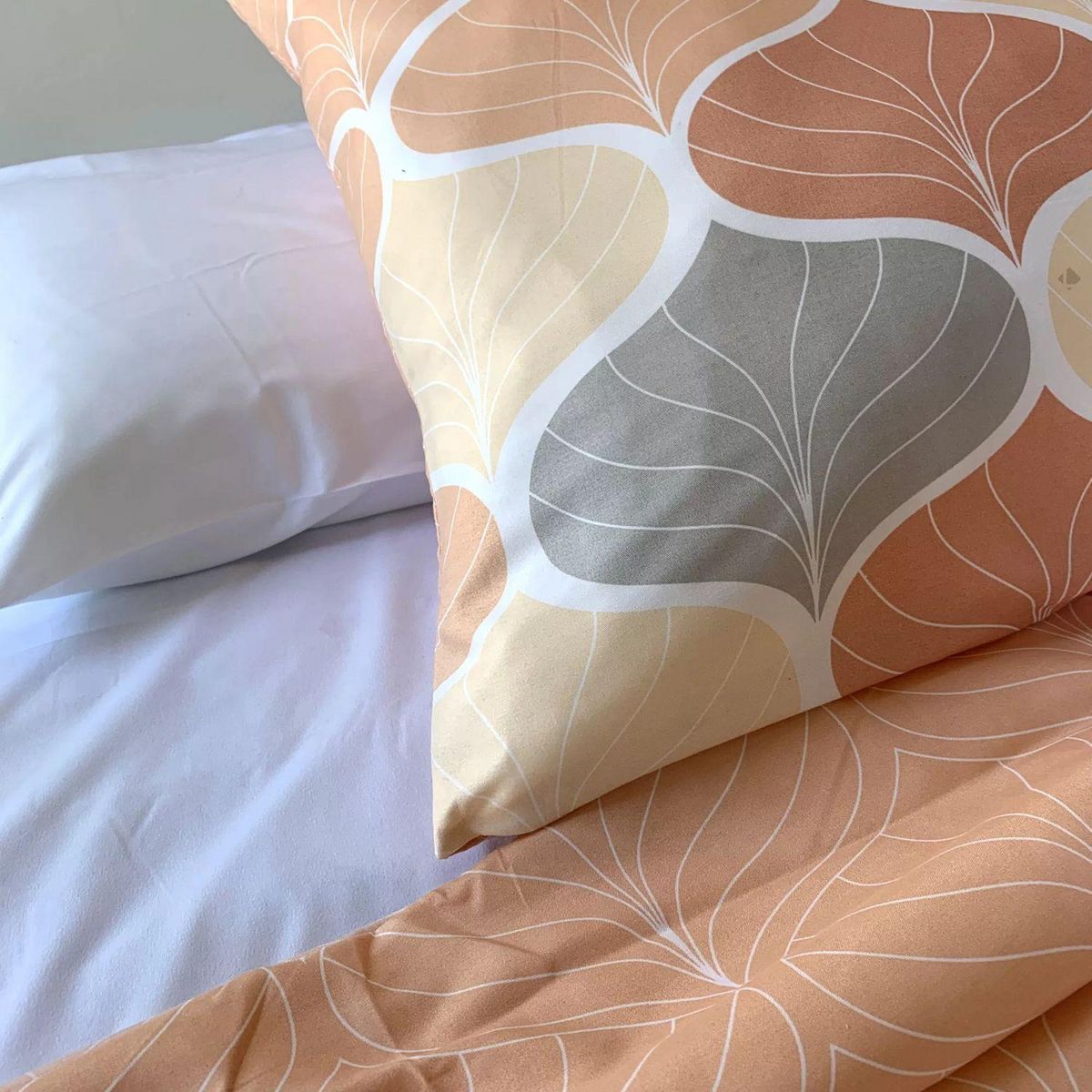 COTE DECO Parure de lit Alameda - Microfibre 72 g/m² - 220 x 240 cm - Nude