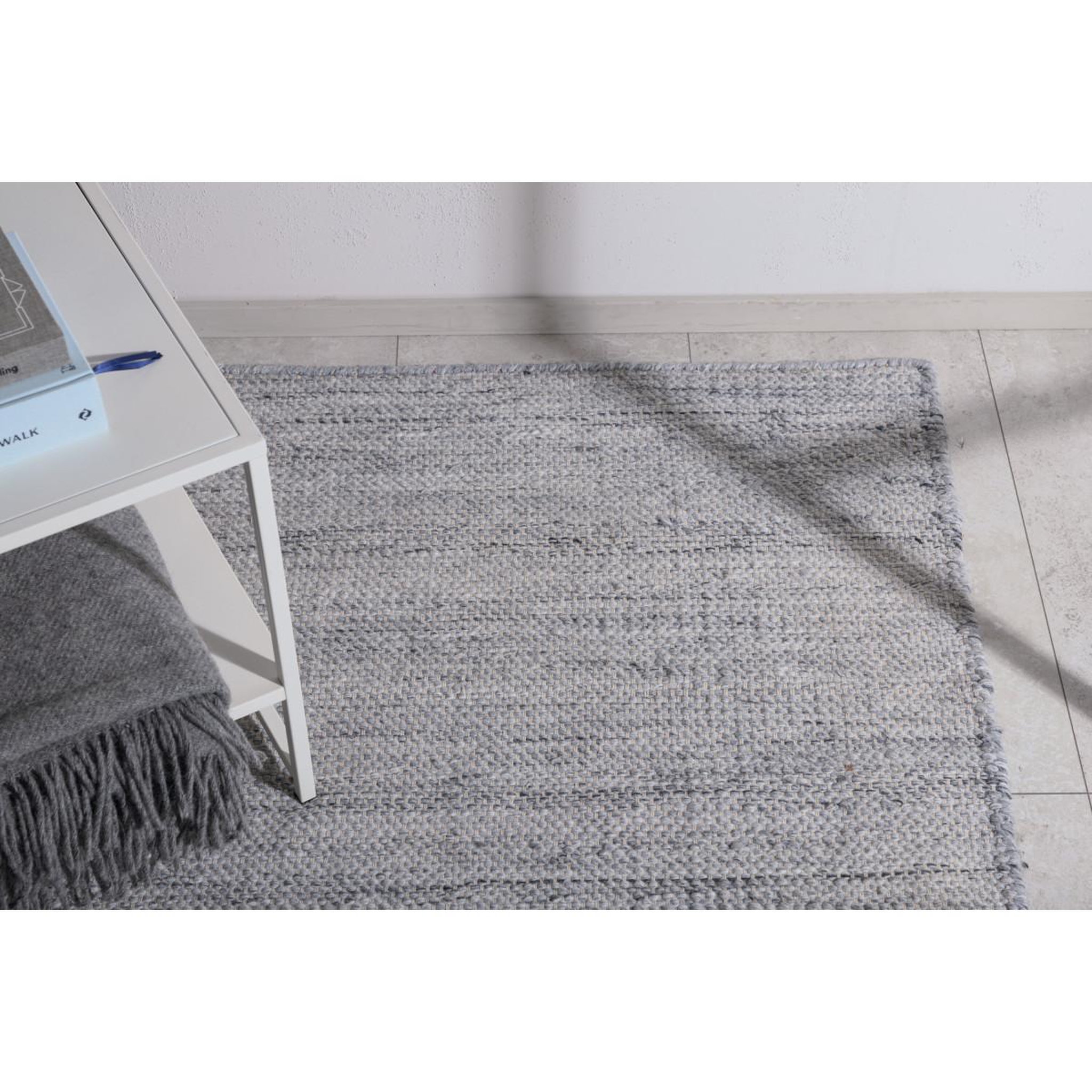 Voir la diapositive 6 : Paris Prix Tapis déco  devina  171x242cm argent