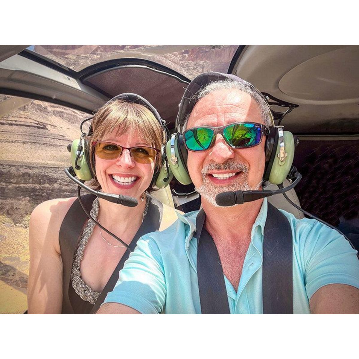 Smartbox Sous le sapin : surprise pour maman et papa - Coffret Cadeau Multi-thèmes