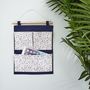 Voir la diapositive 2 : Paris Prix Rangement à Suspendre  Terrazzo  47cm Bleu
