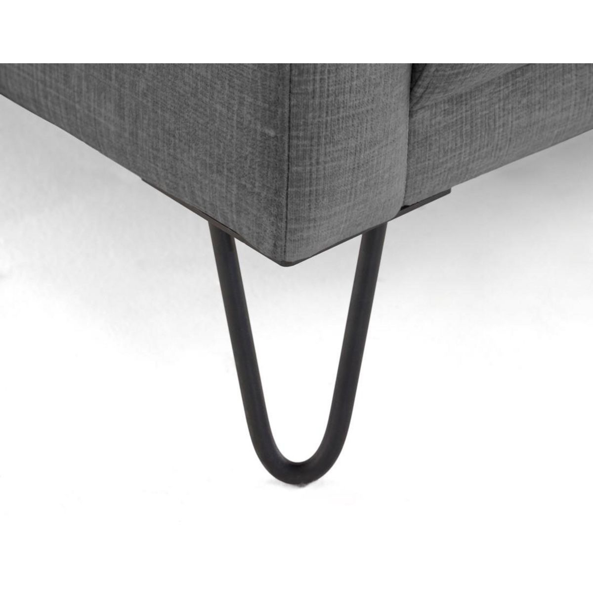 LISA DESIGN Ostrava - fauteuil en velours pieds en épingle