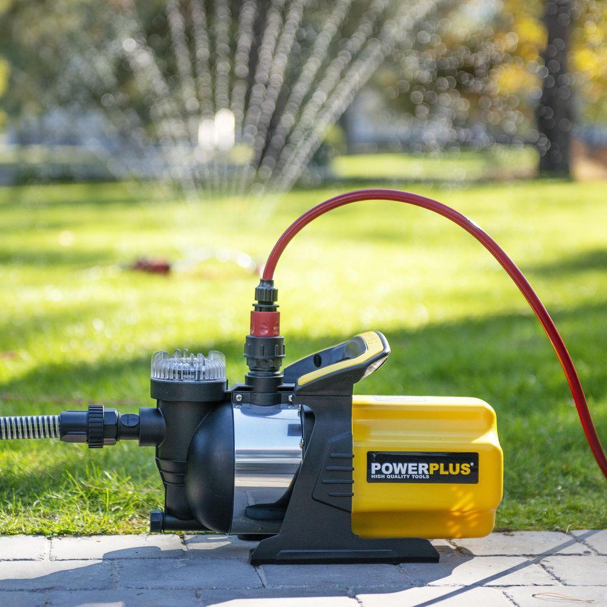Voir la diapositive 4 : POWERPLUSWATER Pompe Powerplus avec préfiltre 1000w