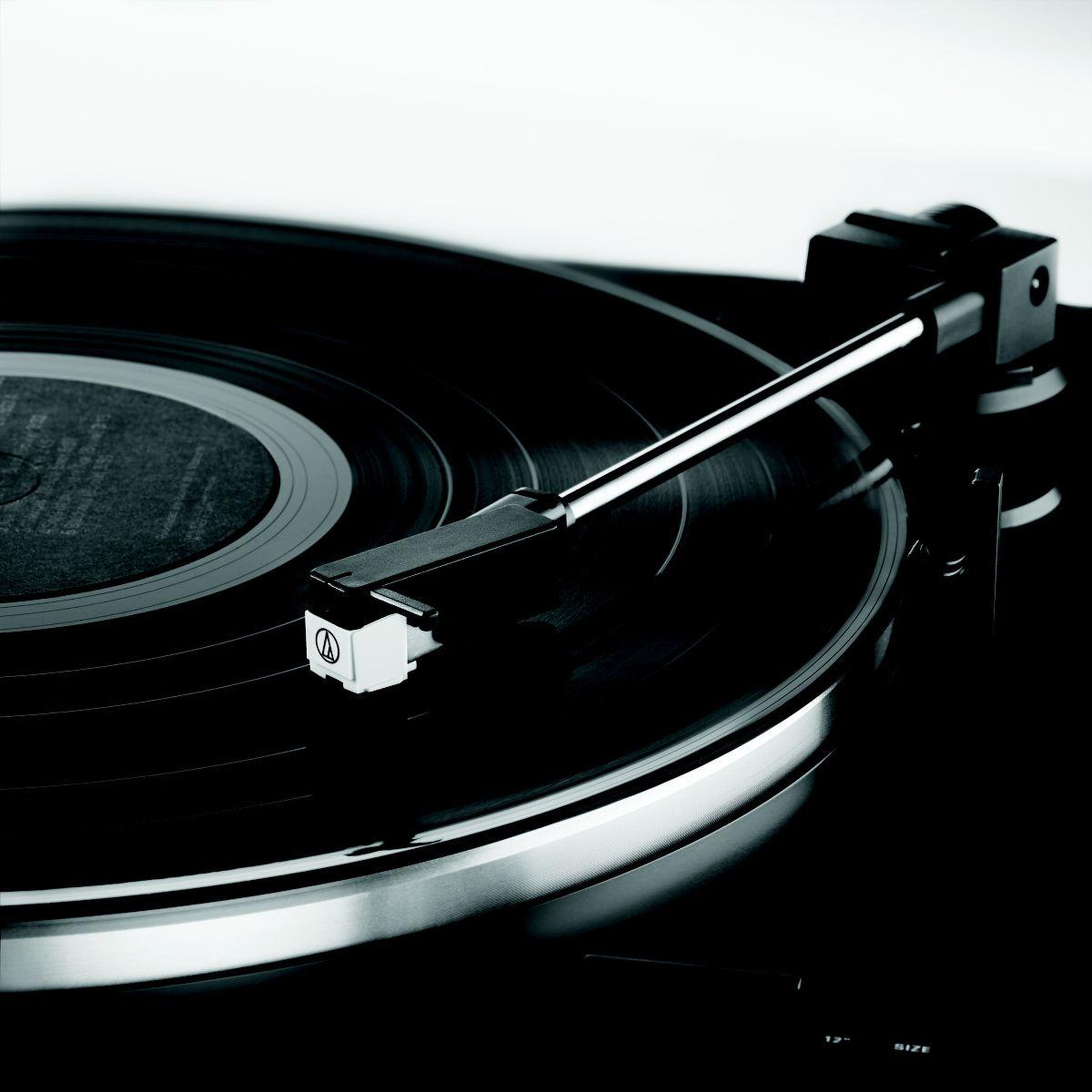 Voir la diapositive 3 : Audio-technica Platine vinyle AT-LP60XBK