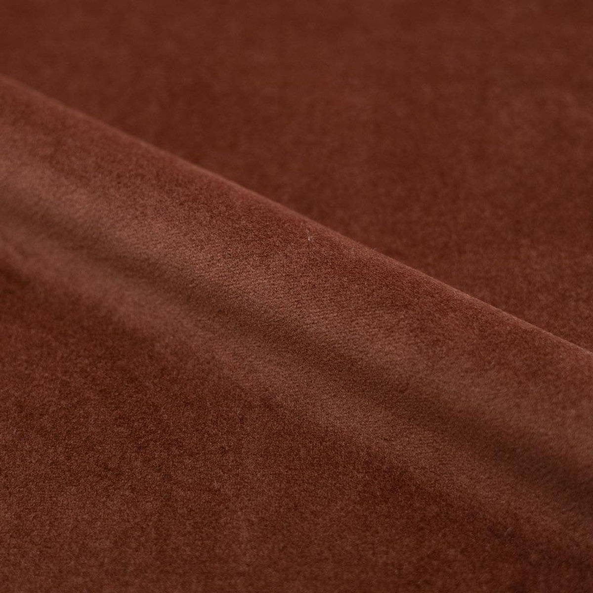 MAISON PAVANE Fauteuil pivotant en velours rouge brique-Ysé