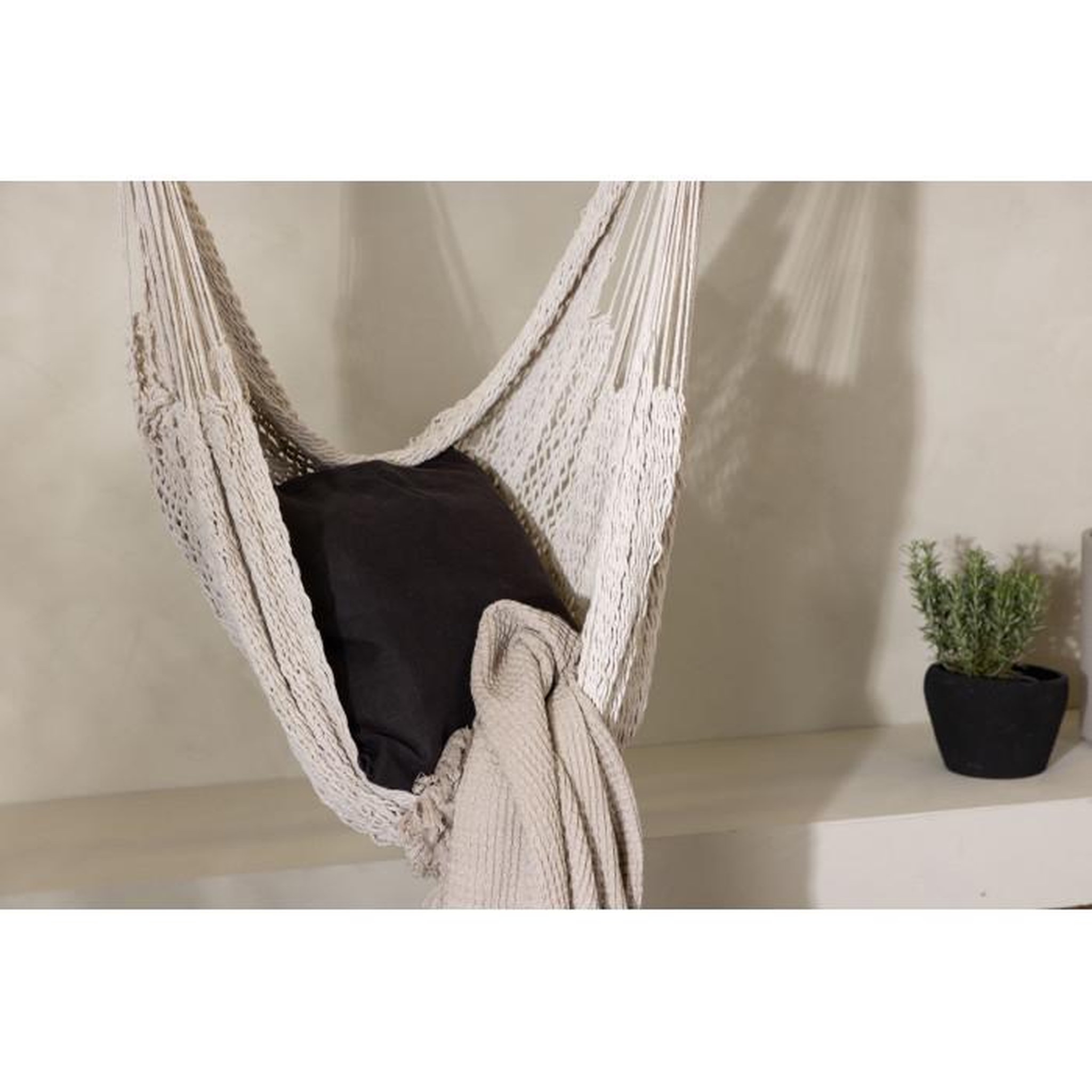 Voir la diapositive 6 : Paris Prix Fauteuil Suspendu en Tissu  Kalino  135cm Naturel