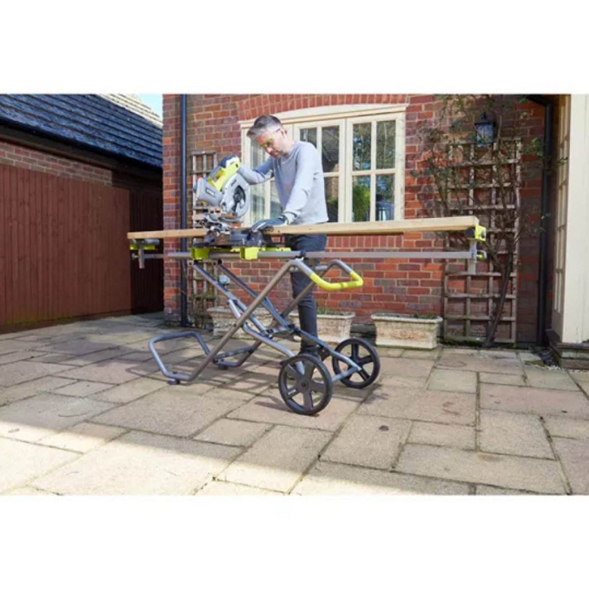 Ryobi Support universel à roulettes RYOBI Pour scie à coupe d'onglets RLSW01