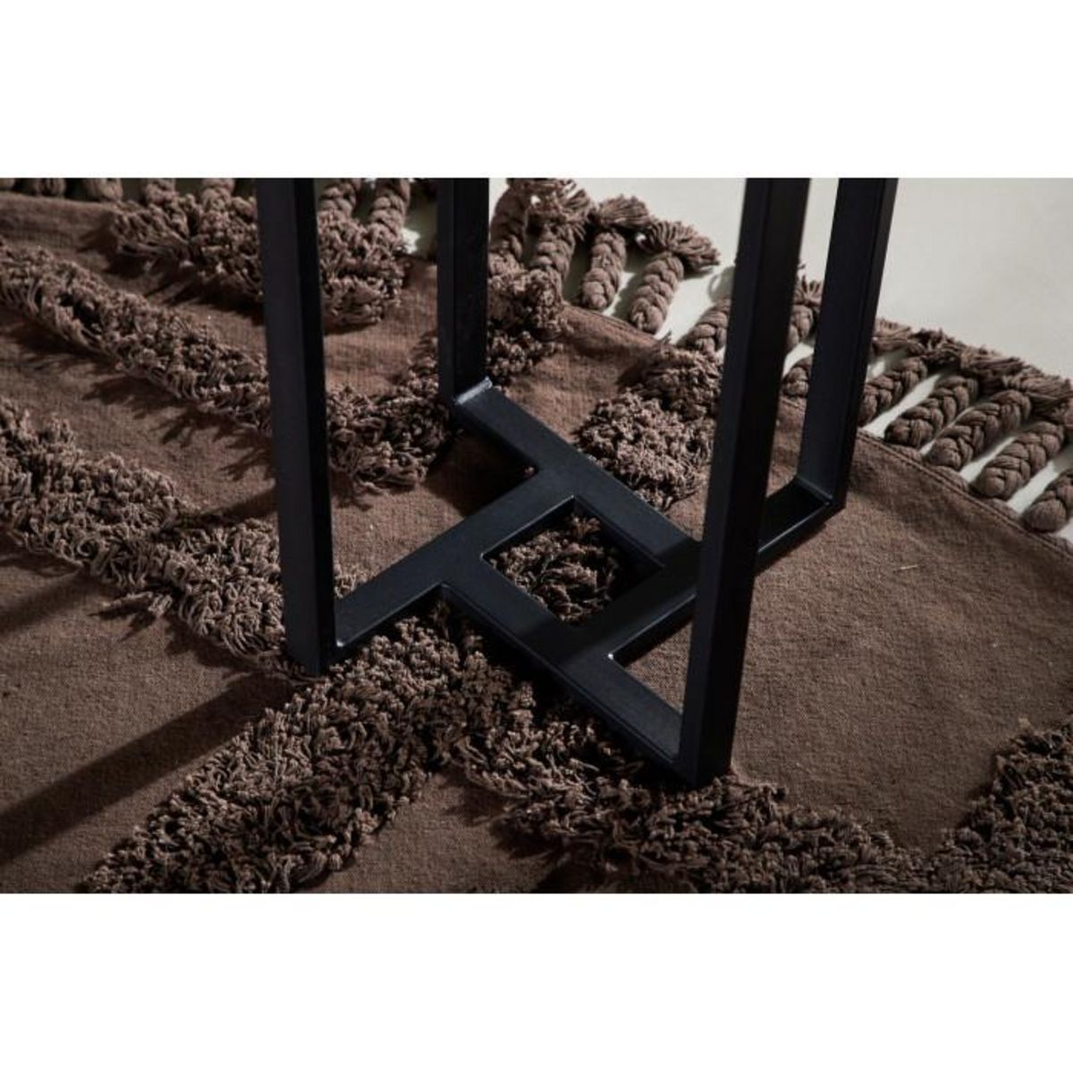 Paris Prix Table d'Appoint Design  Lawton  55cm Noir