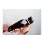 Voir la diapositive 3 : WAHL Tondeuse cheveux et barbe - WAHL - Home Pro 300 Cordless Clipper - 10 W - 120 min - 11 sabots - Noir