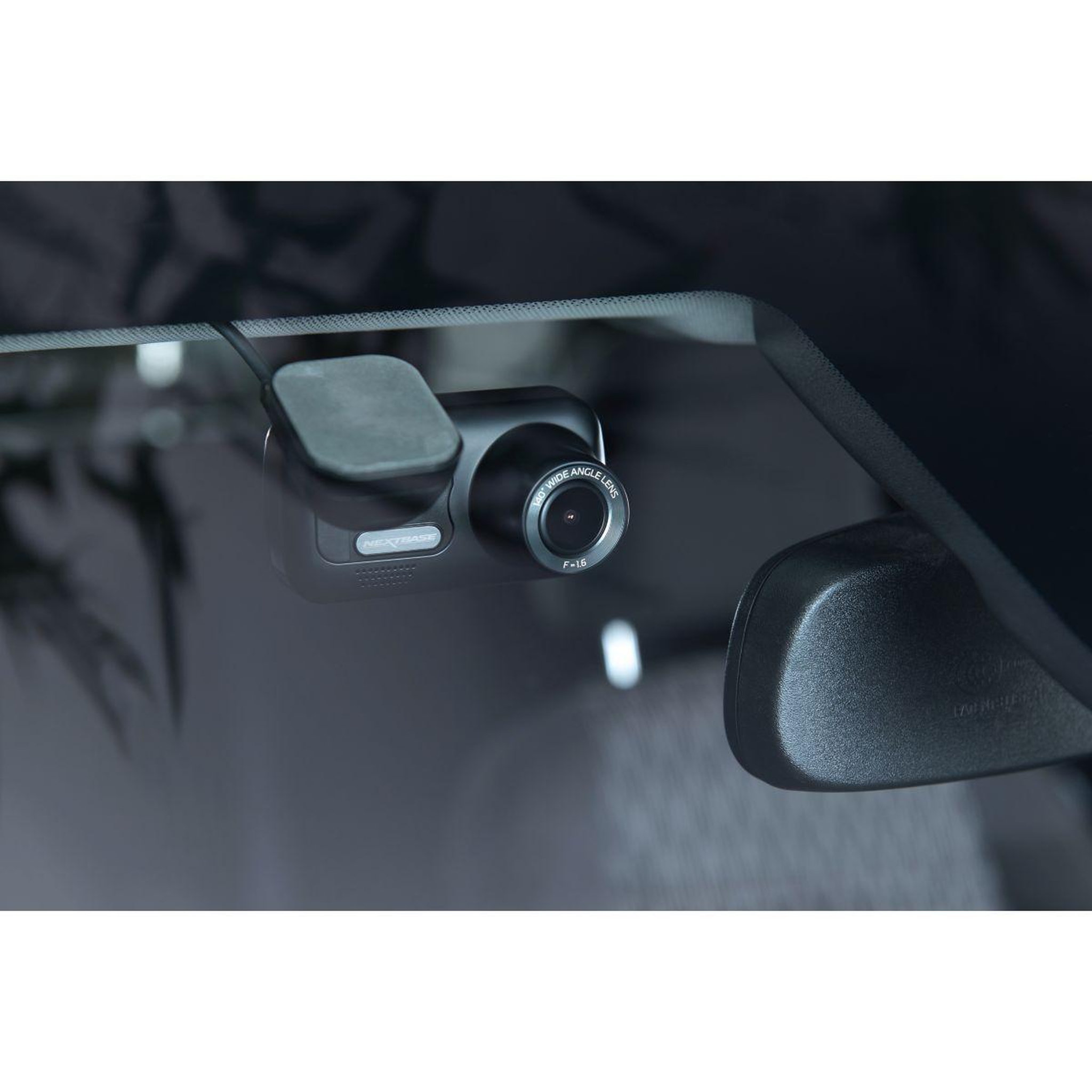 Voir la diapositive 5 : next base Dashcam 222