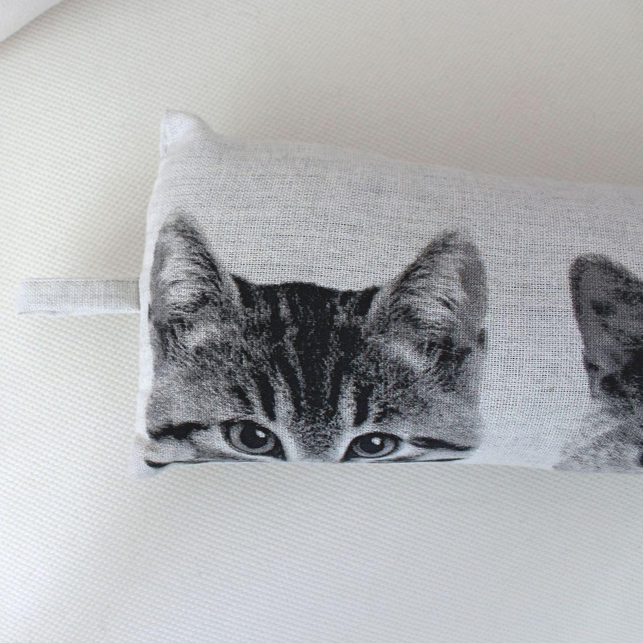 Voir la diapositive 2 : ENJOY HOME Boudin de porte chats  vickie  90cm écru