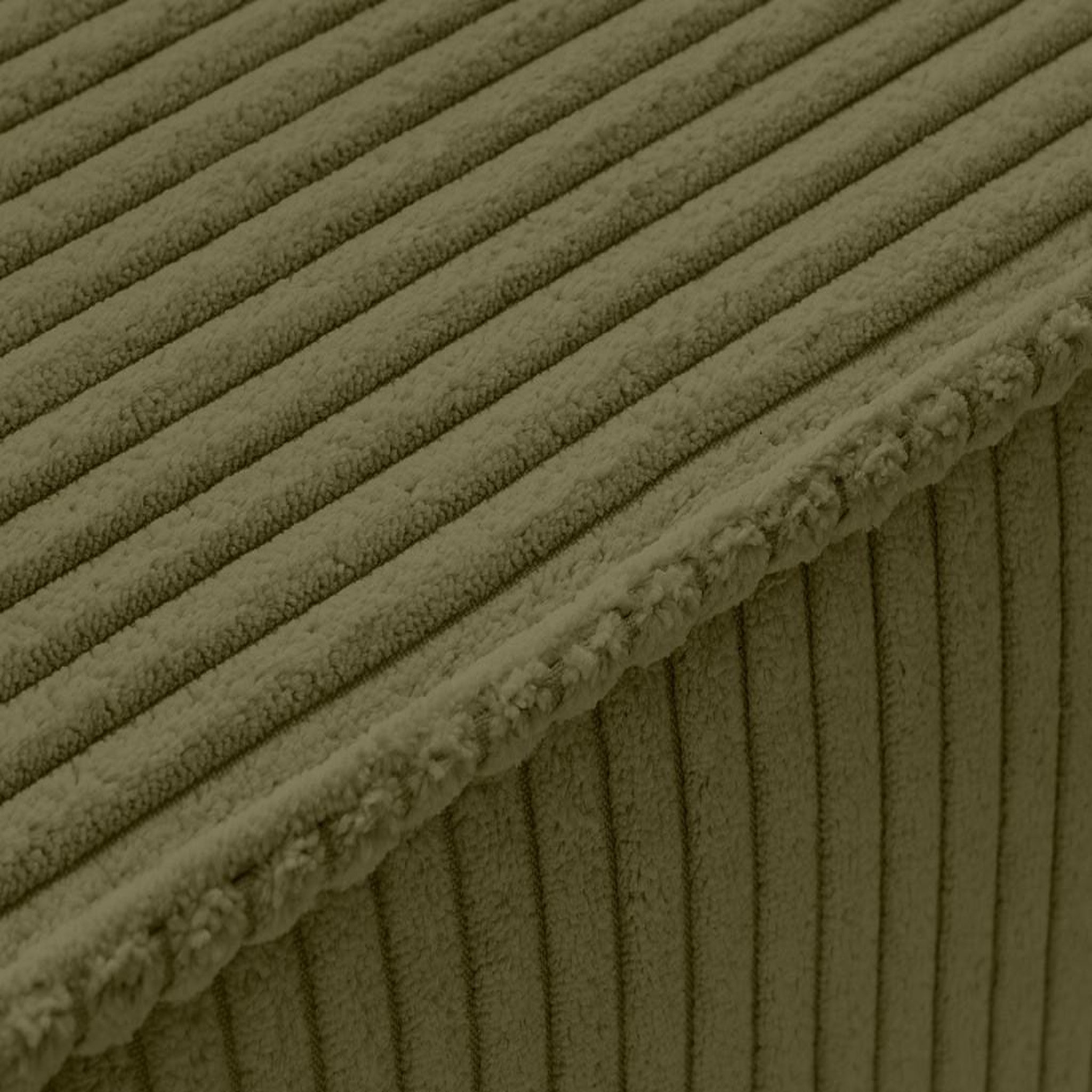 Voir la diapositive 6 : LISA DESIGN Stella - fauteuil en velours côtelé