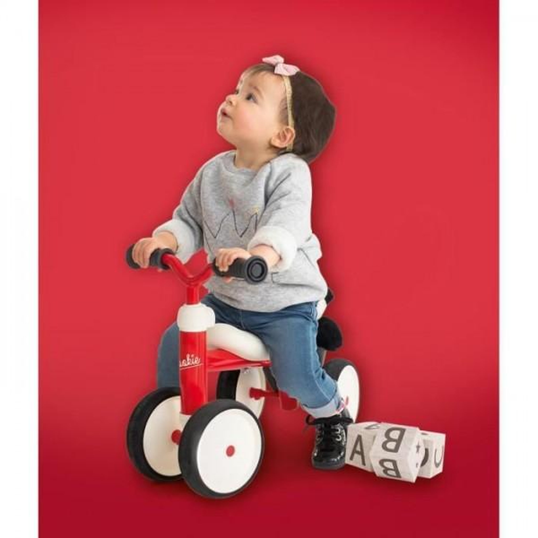 Voir la diapositive 2 : SMOBY Porteur Trotteur  Métal Rookie - Rouge - SMOBY - Pour Enfant des 12 mois - 4 roues silencieuses et poignée de transport