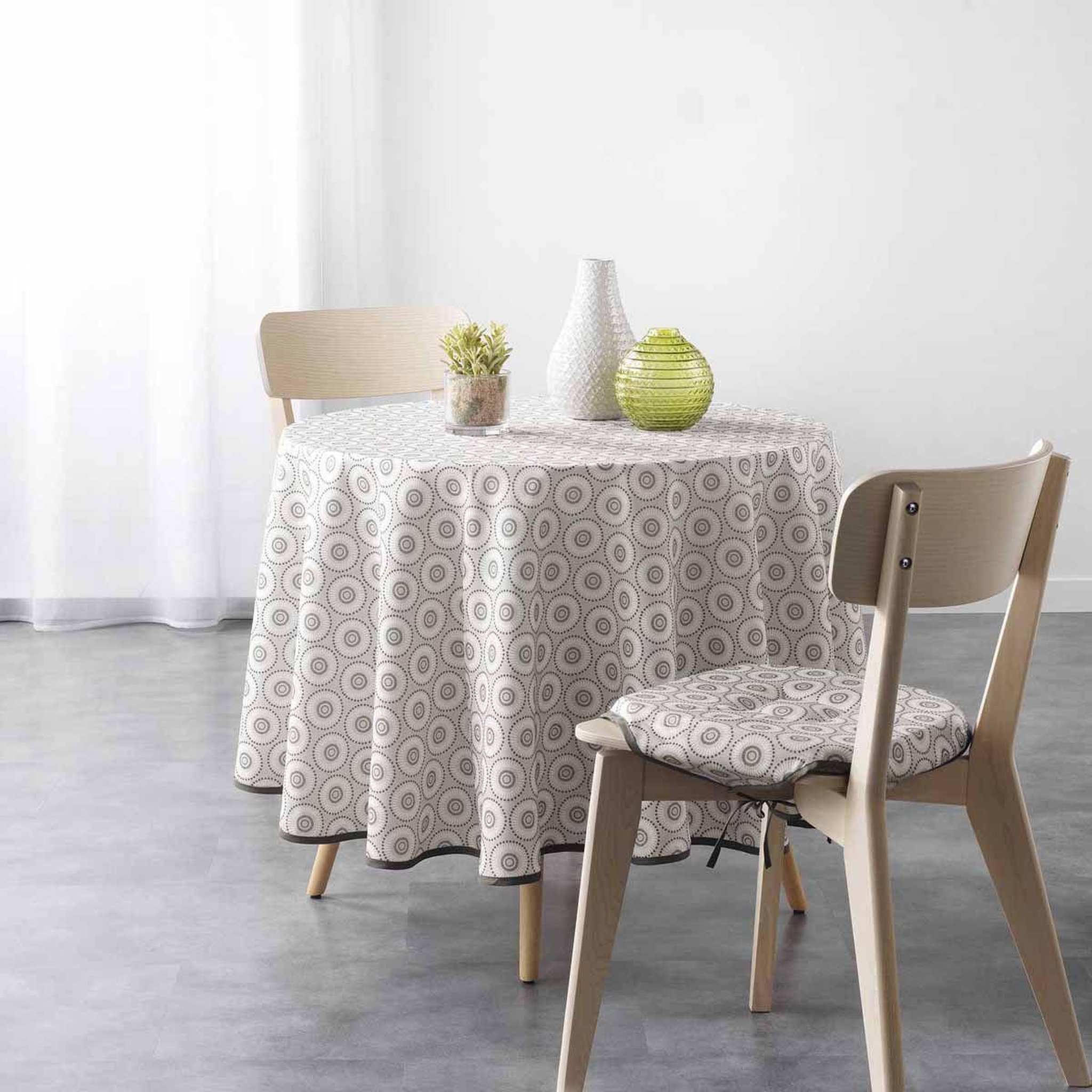 Voir la diapositive 2 : Douceur d'Intérieur Nappe antitache imprimée  salto  180cm naturel