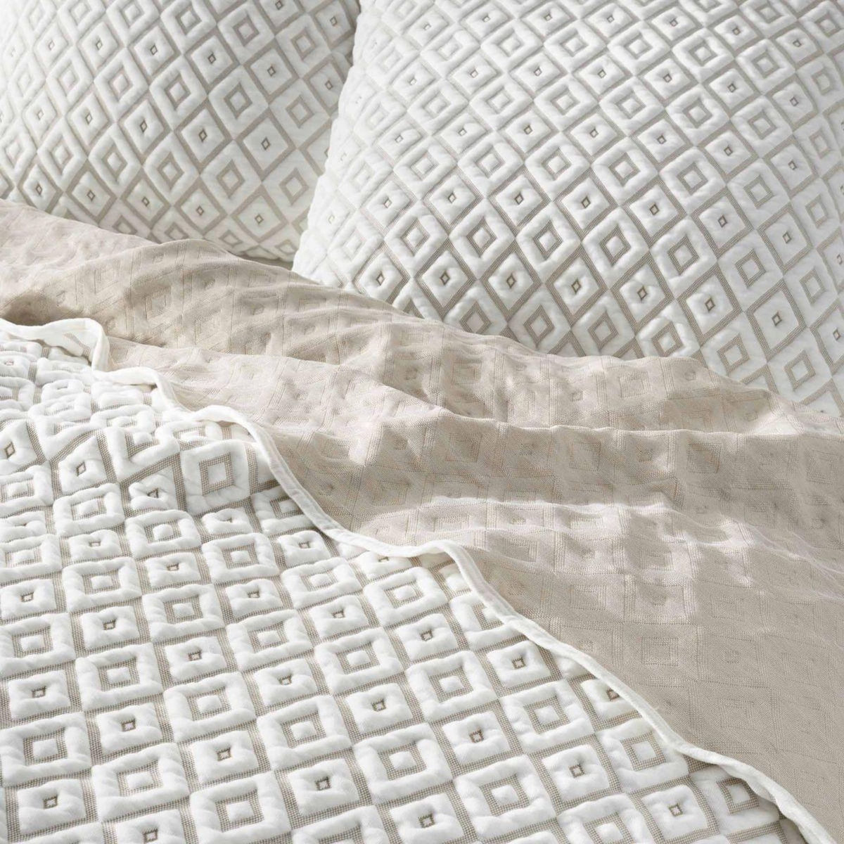 Paris Prix Couvre-Lit & 2 Housses de Coussin  Joana  240x260cm Naturel