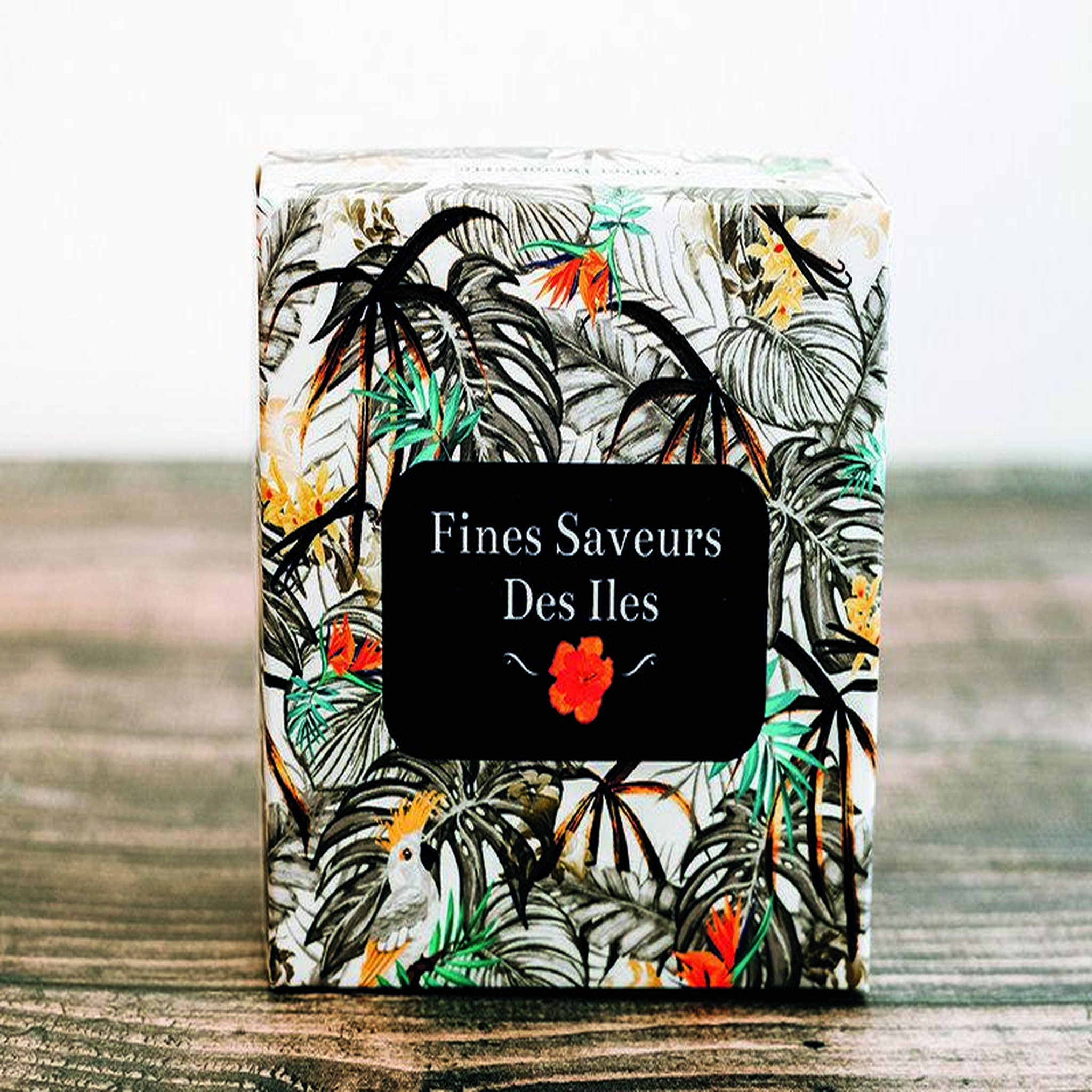Voir la diapositive 2 : Smartbox Coffret des amoureux composé de thé parfumé et de confitures artisanales - Coffret Cadeau Sport & Aventure