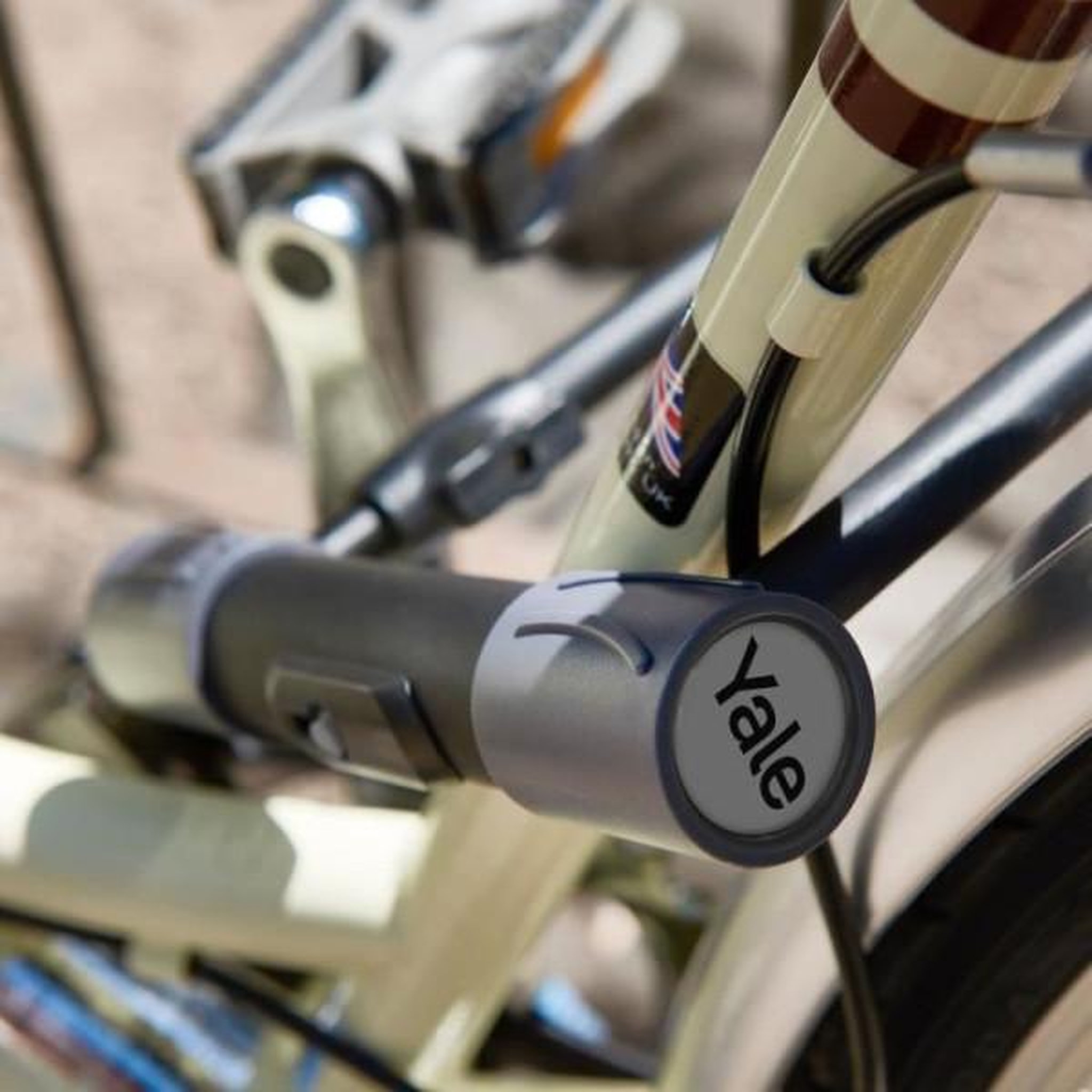 Voir la diapositive 5 : YALE Antivol u de sécurité - yale - yul2/13/230/1 - certifié sold secure silver - pour vélo, vtt - 230 x 115 x 13 mm - noir