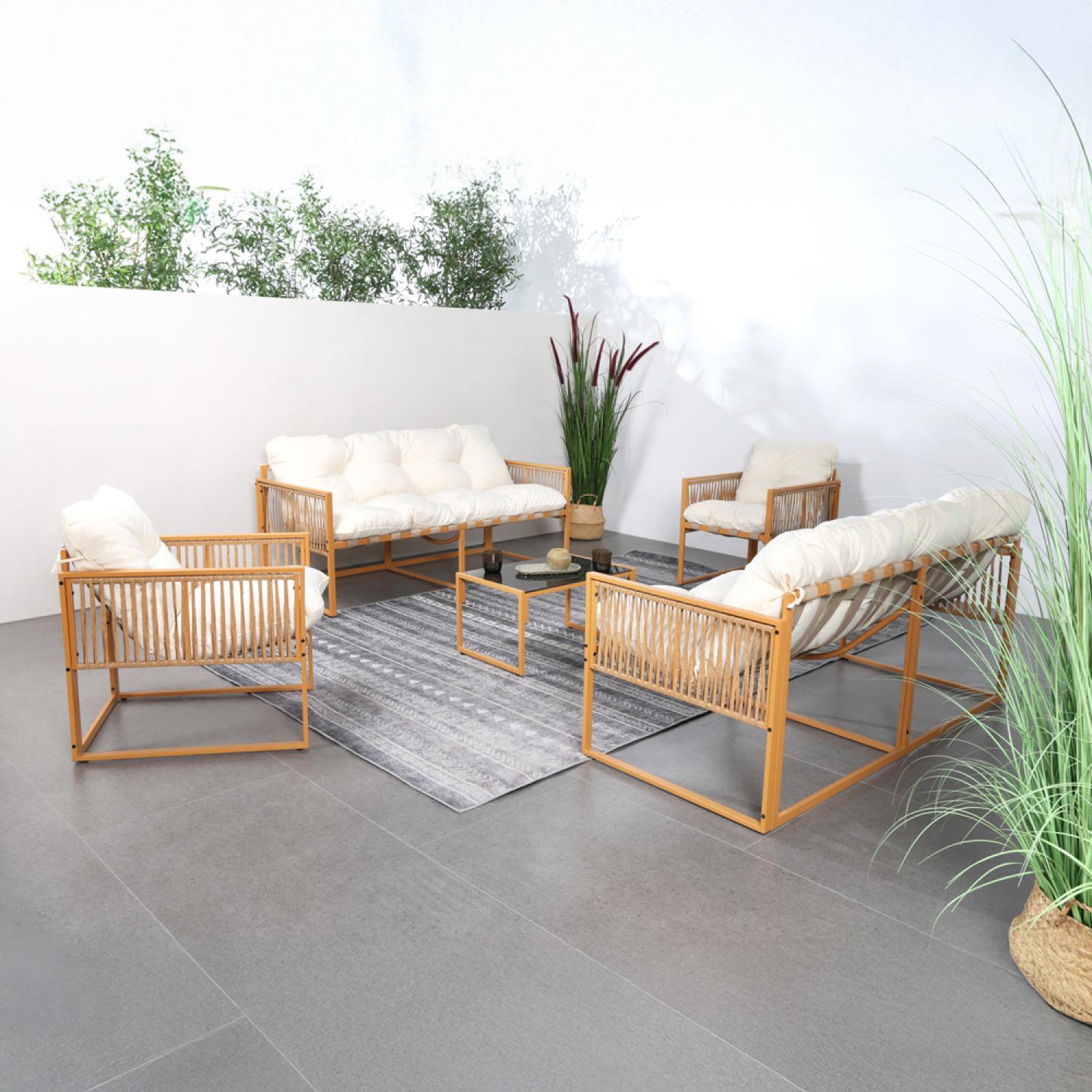 Voir la diapositive 3 : CONCEPT USINE Salon de jardin 8 places effet rotin coussins blancs turini