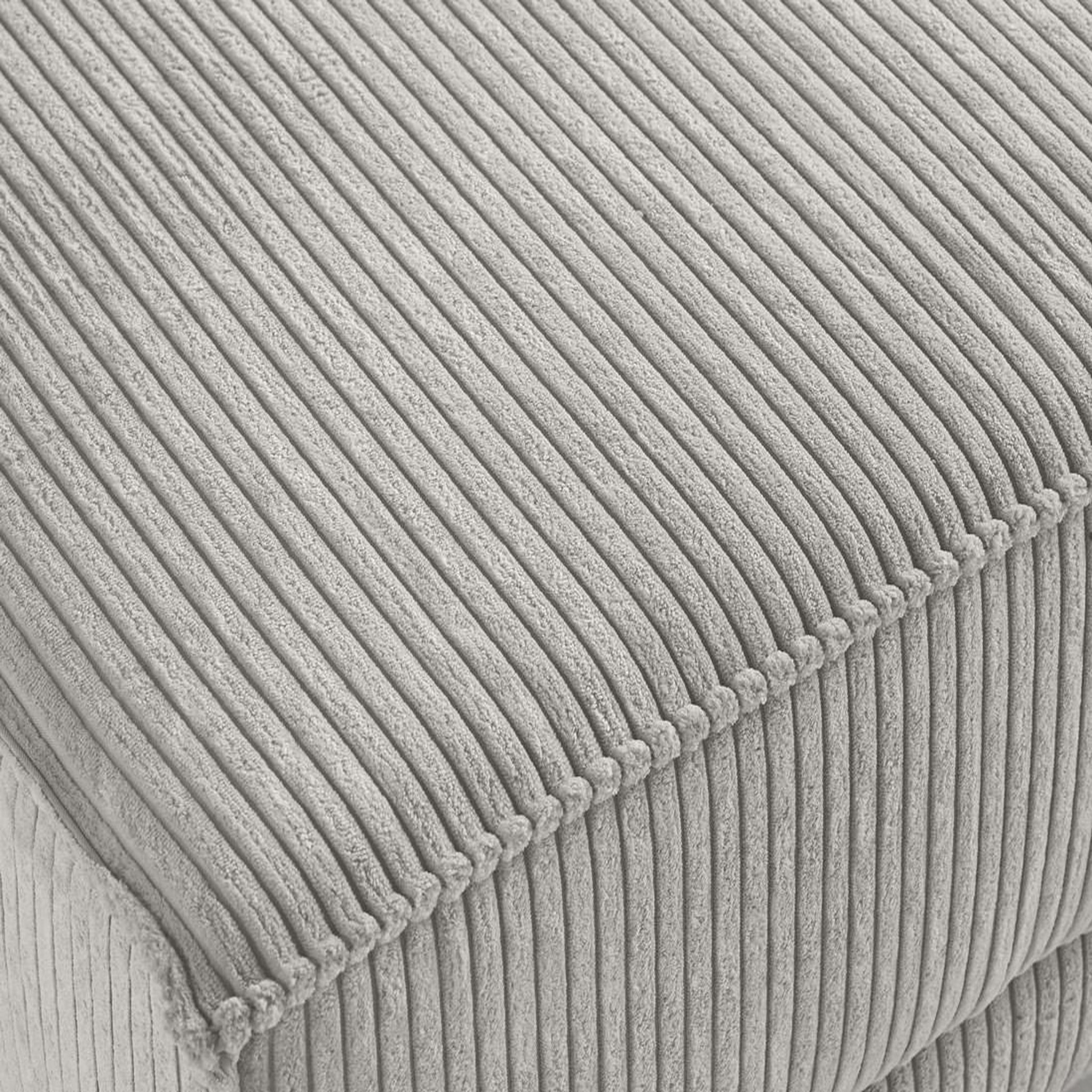 Voir la diapositive 4 : BEST MOBILIER Charlie - pouf - pieds hauts - en velours côtelé