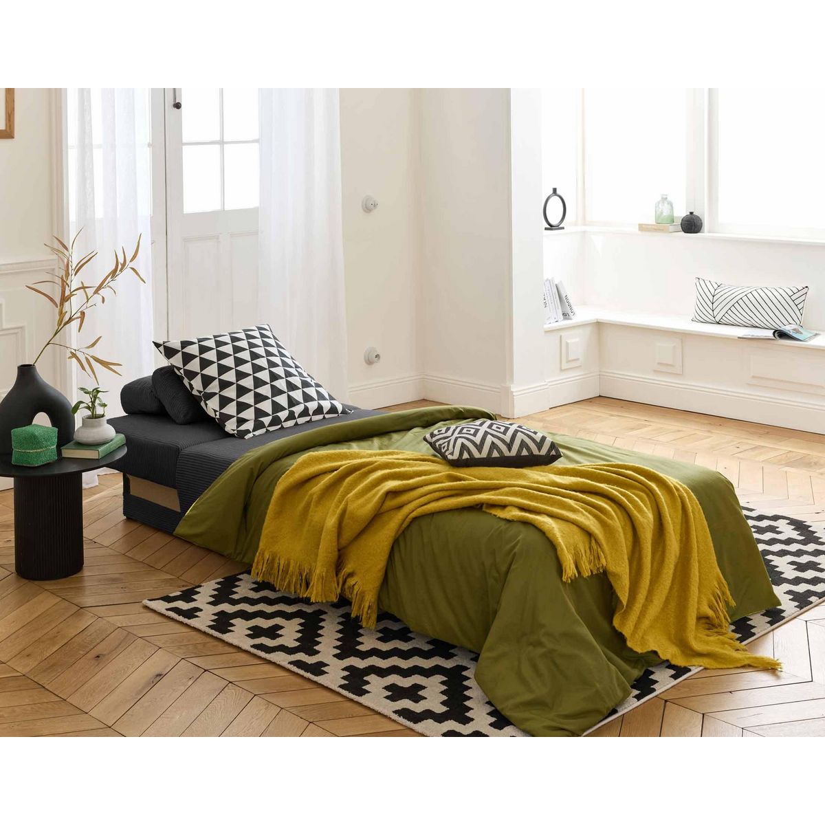 BEST MOBILIER Cristal - fauteuil - convertible avec coffre et grand pouf - en velours côtelé