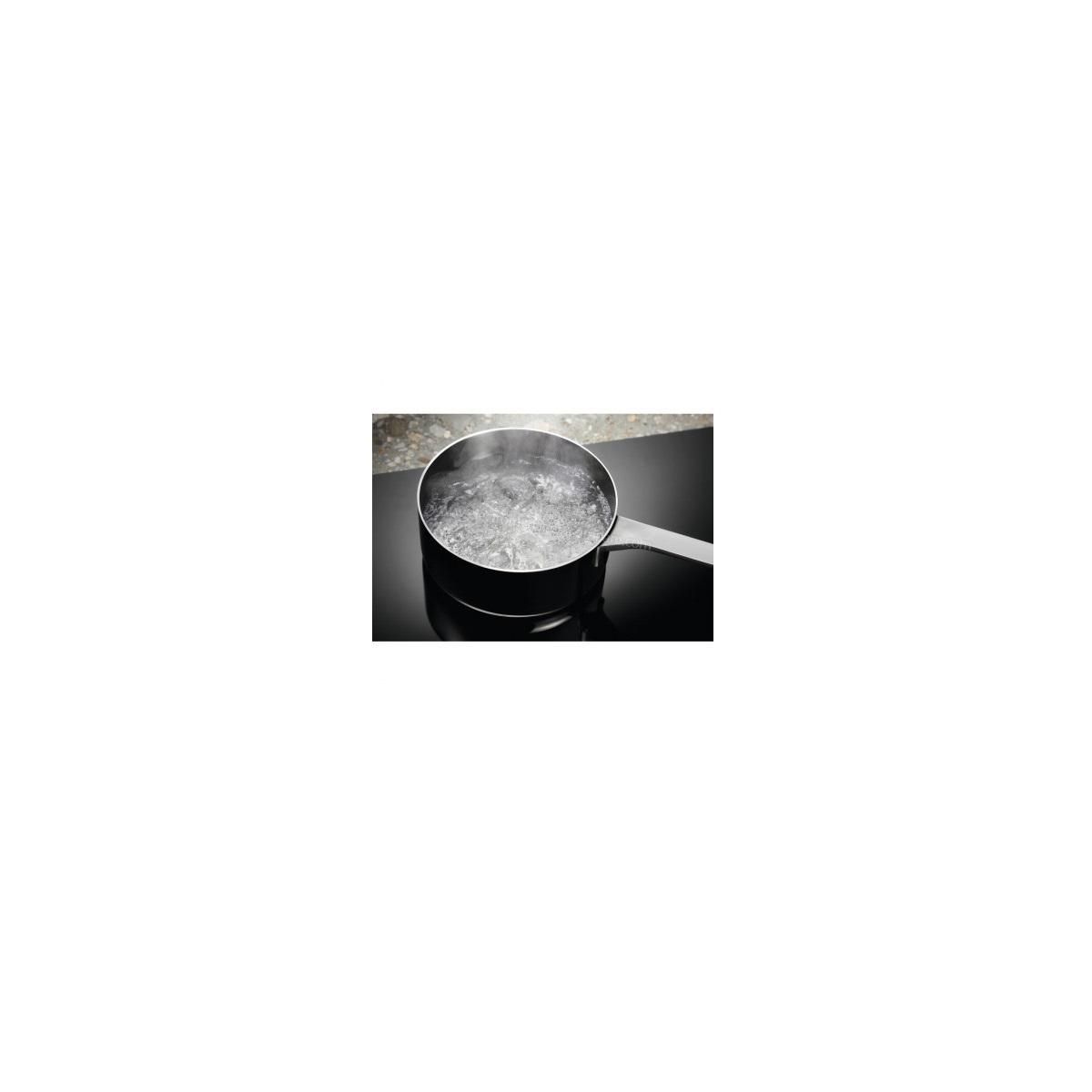 ELECTROLUX Table de cuisson induction 60cm 3 feux 7350kw noir - CIT60330BK1