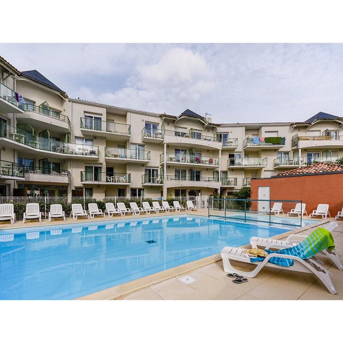 Smartbox Séjour d'une nuit sans petit-déjeuner avec Vacancéole - Coffret Cadeau Séjour