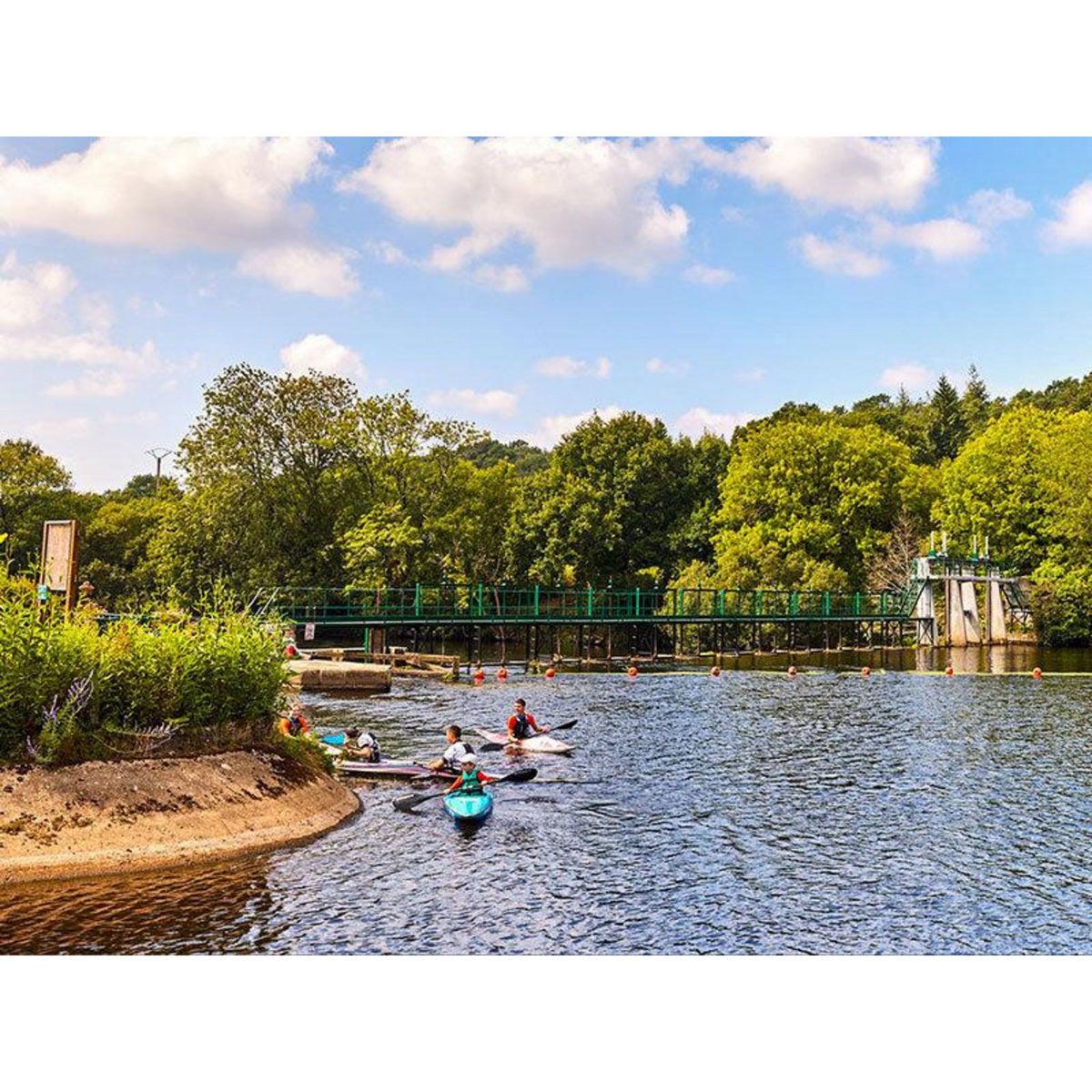 Smartbox 1 journée en canoë ou en kayak pour 2 près de Lorient - Coffret Cadeau Sport & Aventure