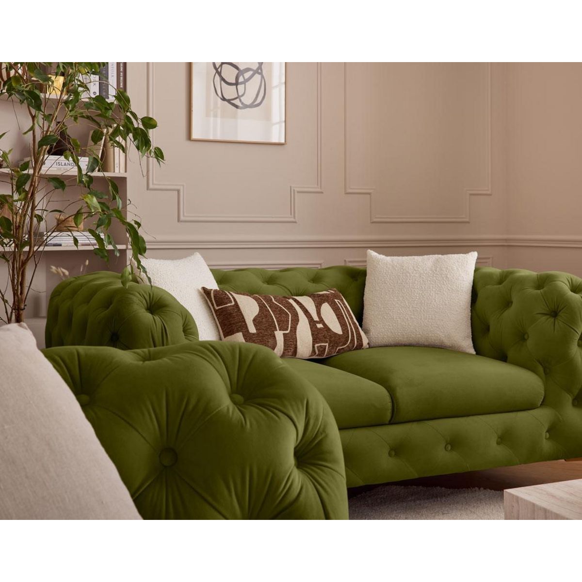 LISA DESIGN Camden - canapé 2 places chesterfield en velours - pieds en métal doré