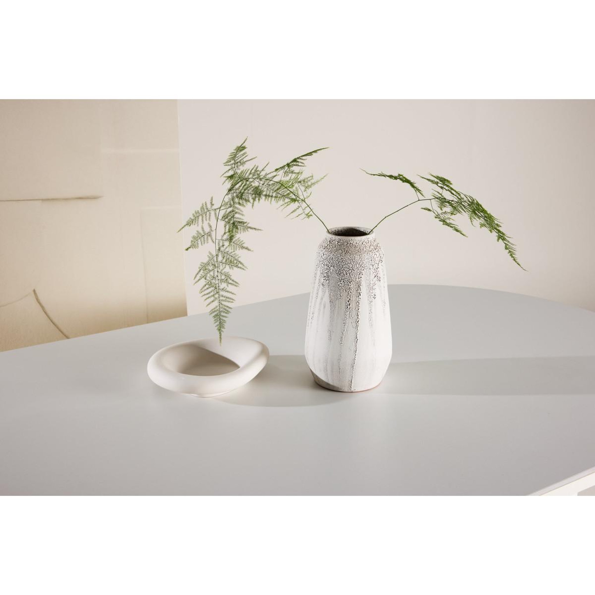 Voir la diapositive 6 : Paris Prix Table à manger design  havstenssund  220cm blanc