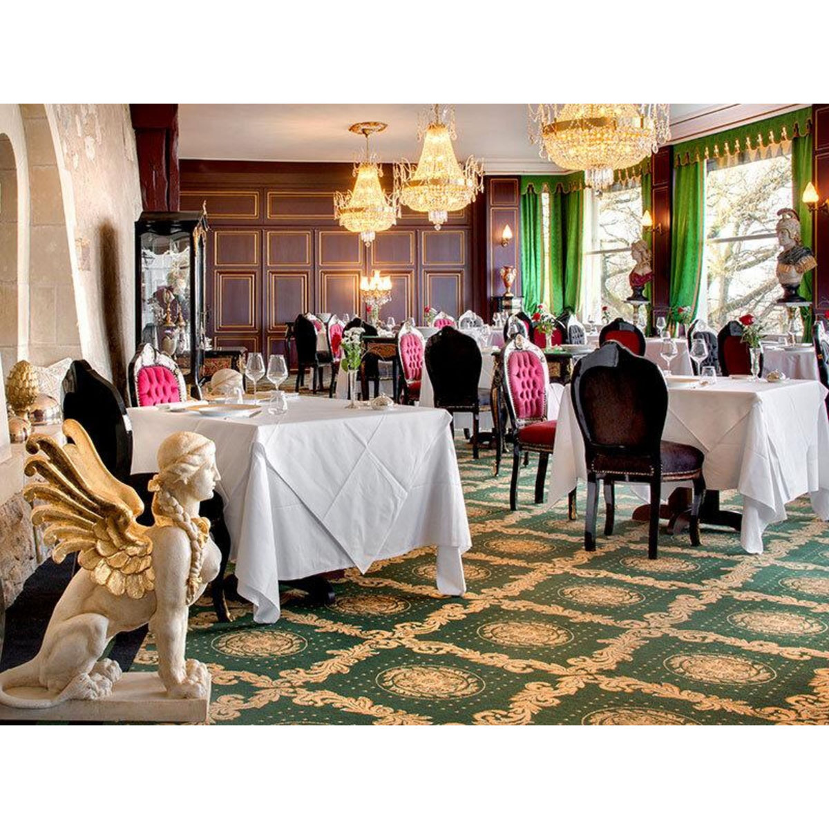 Smartbox 3 jours d'exception en château 4* avec dîner gastronomique entre Angers et Saumur en haute saison - Coffret Cadeau Séjour