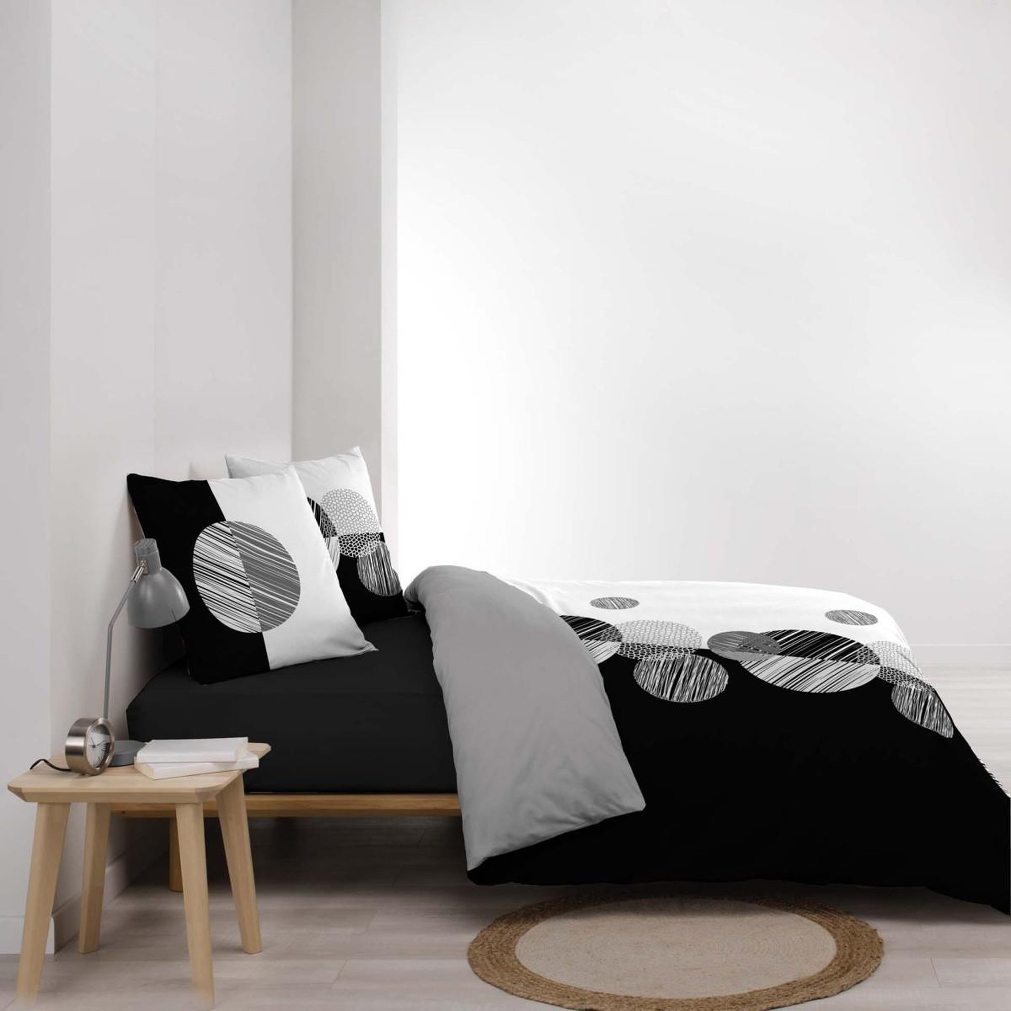 Voir la diapositive 3 : Douceur d'Intérieur Parure de lit 3 pièces  stormi  240x220cm noir