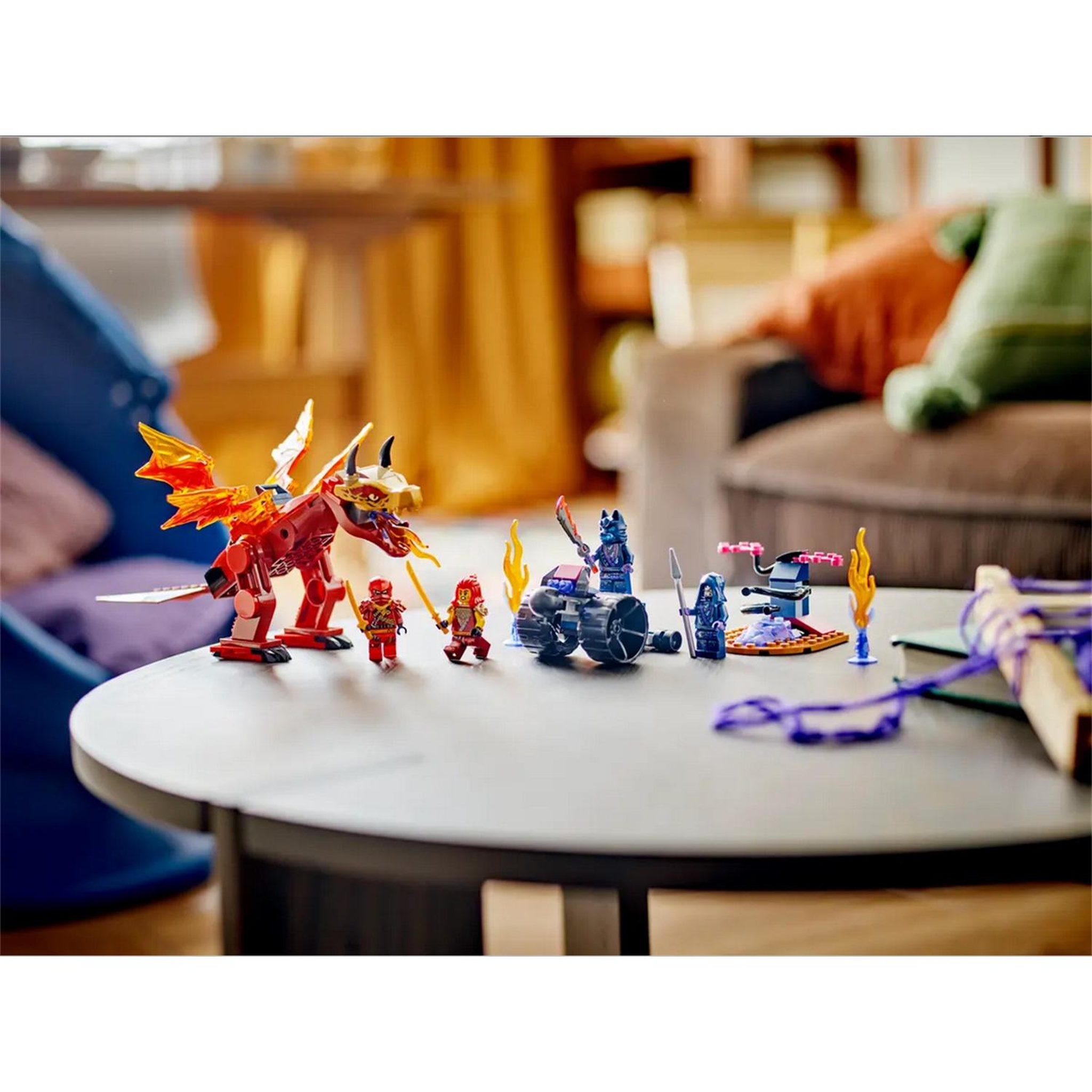 Voir la diapositive 5 : LEGO La bataille du dragon source de Kai