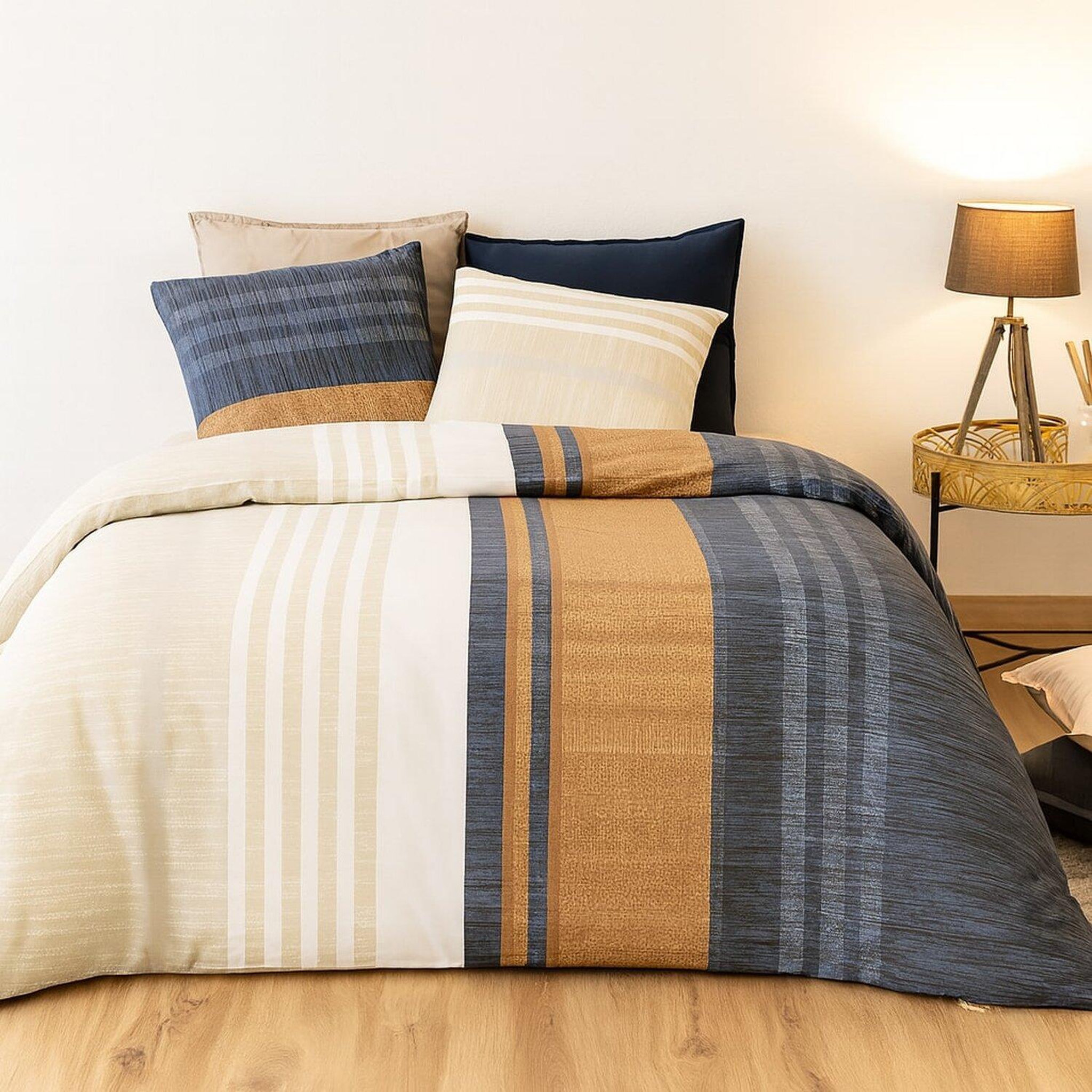 Voir la diapositive 1 : ATELIER DU COTON Parure housse de couette 100%coton 57fils romane
