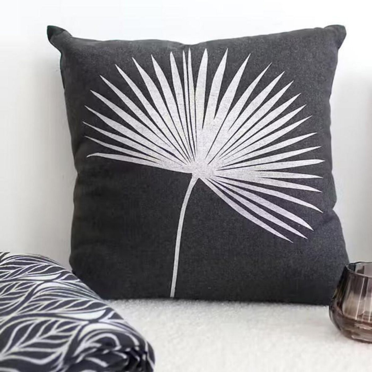 Paris Prix Coussin Déco Imprimé  Baya  40x40cm Gris Foncé