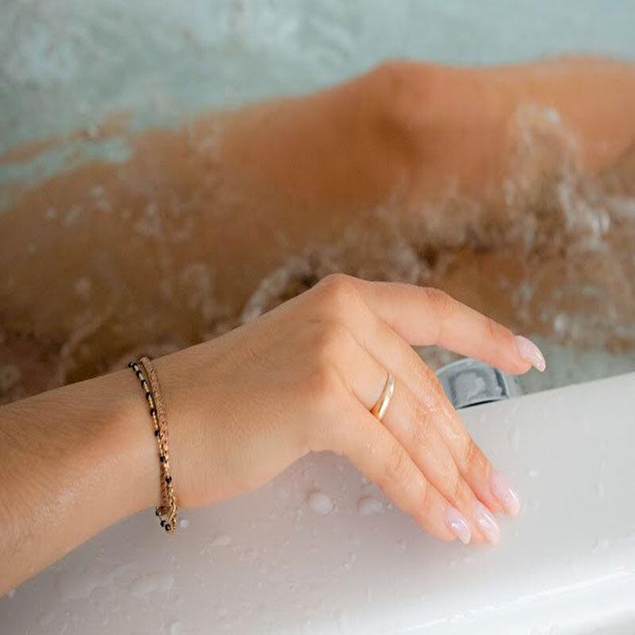 Voir la diapositive 4 : Smartbox Pause relaxante en duo au bord de la mer : 2h d'accès à l'espace détente à nice - coffret cadeau bien-être