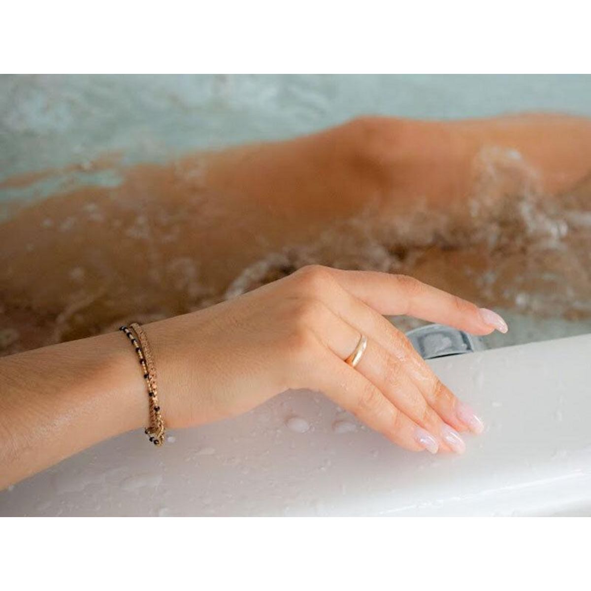 Smartbox Pause relaxante en duo au bord de la mer : 2h d'accès à l'espace détente à Nice - Coffret Cadeau Bien-être