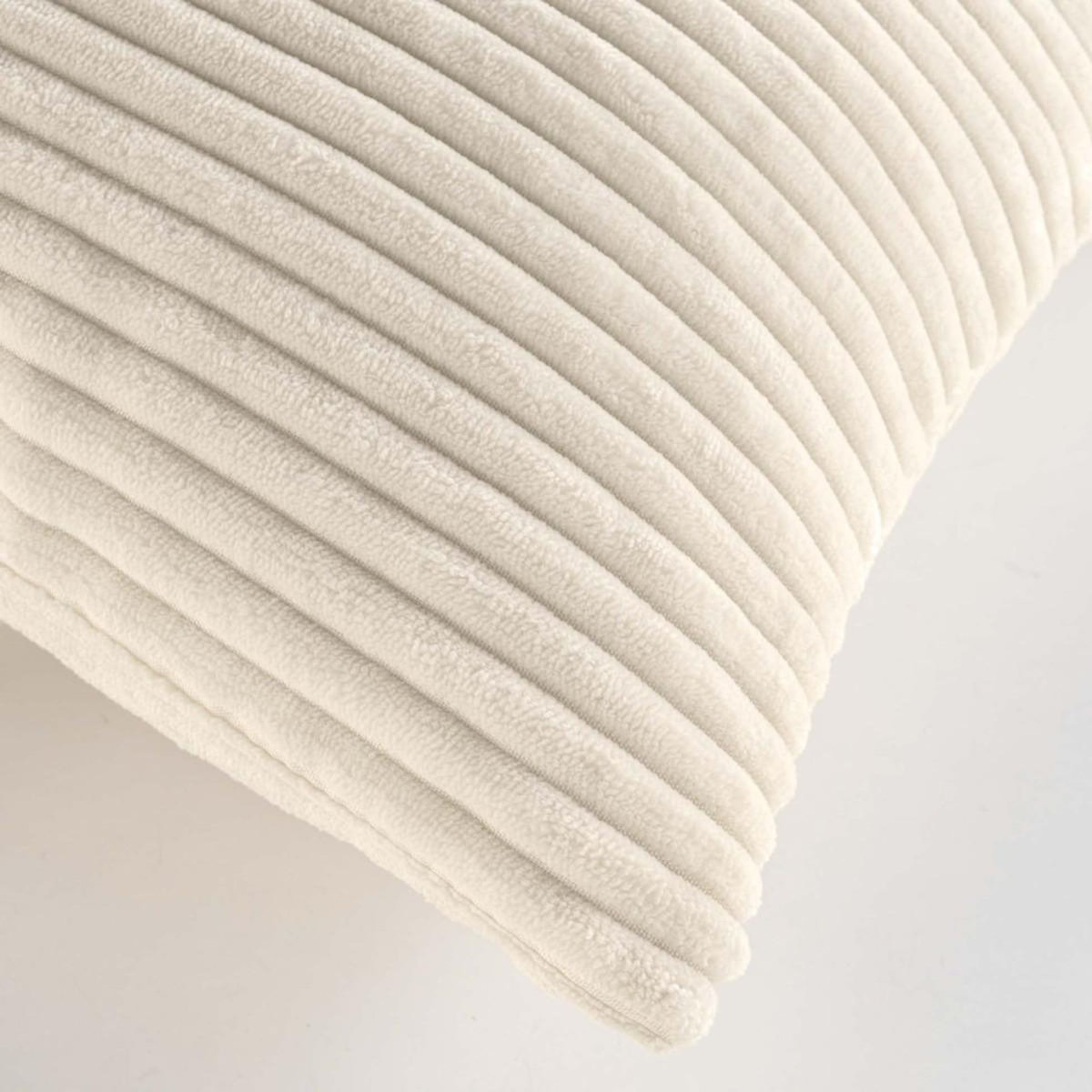 Paris Prix Coussin Déco en Velours Côtelé  Nils  45x45cm Naturel