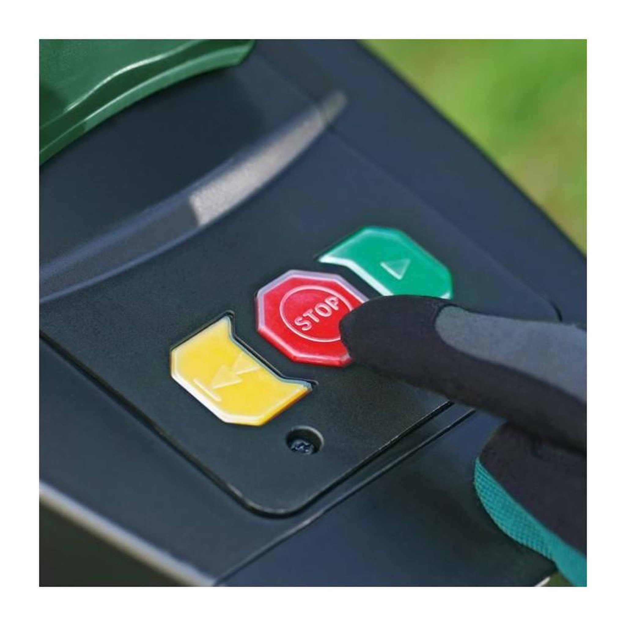 Voir la diapositive 4 : BOSCH Broyeur de végétaux Bosch AXT 25D - branches jusqu'a 40 mm - électrique