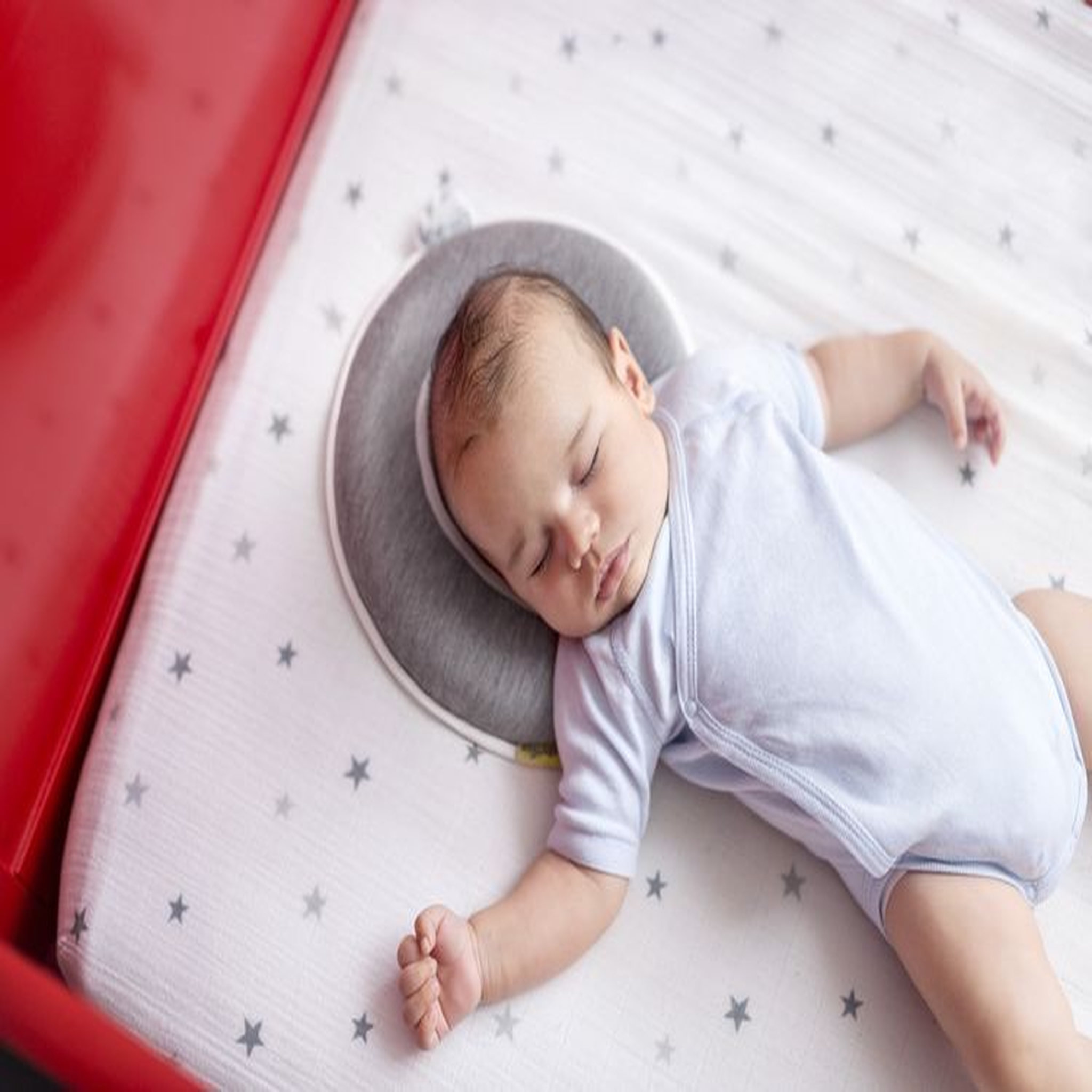 Voir la diapositive 4 : BABYMOOV Coussin de tête bébé Lovenest + fresh - Gris