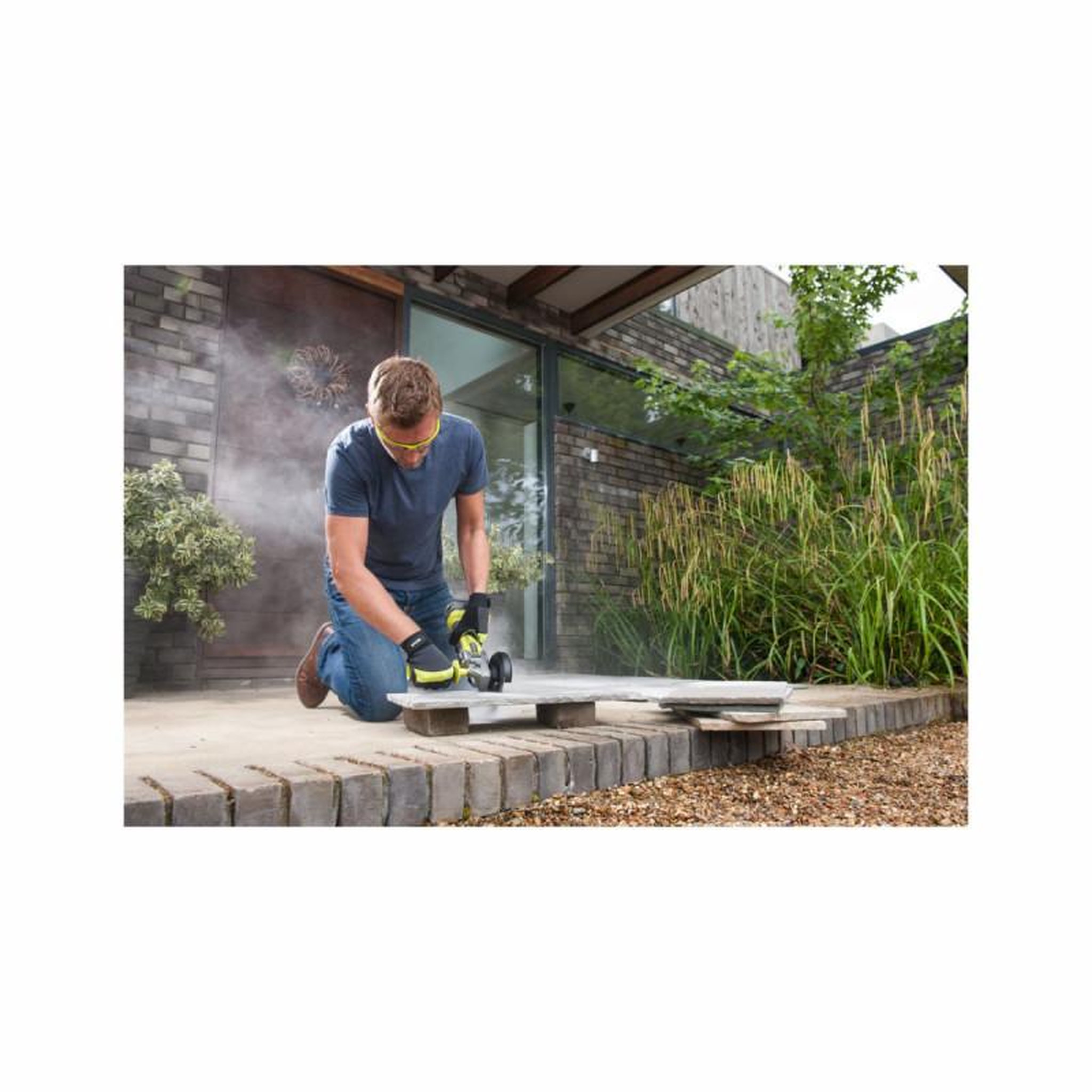 Voir la diapositive 5 : Ryobi Pack RYOBI Meuleuse d'angle 800W - 125mm - RAG800-125G - Kit 6 disques 125 mm