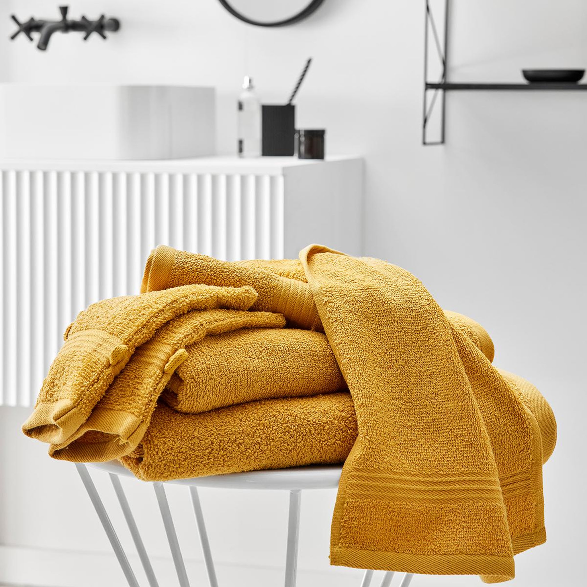 Voir la diapositive 3 : TODAY Serviette de toilette unie en coton 450 g/m²