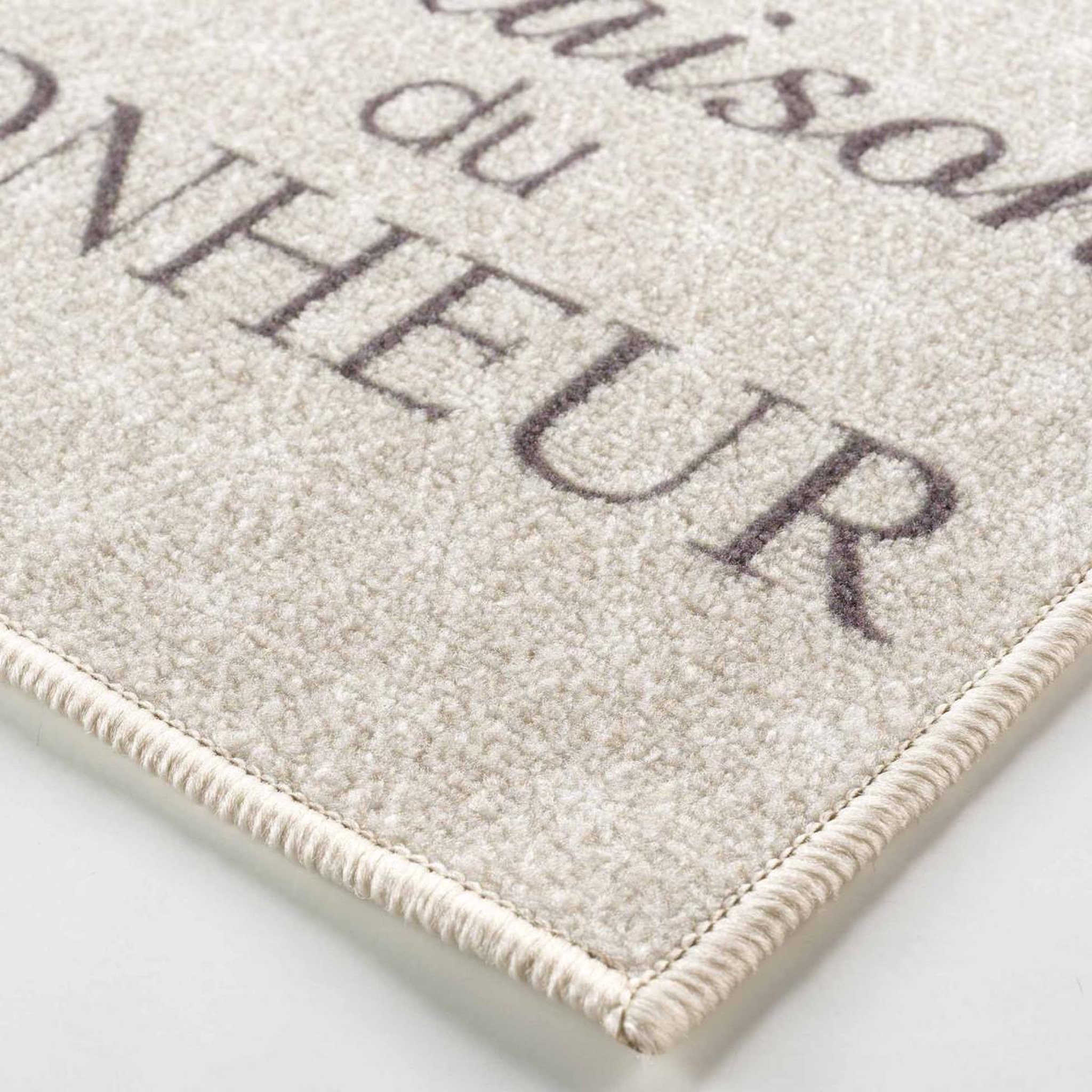 Voir la diapositive 2 : Douceur d'Intérieur Tapis déco imprimé  happiness  50x120cm beige