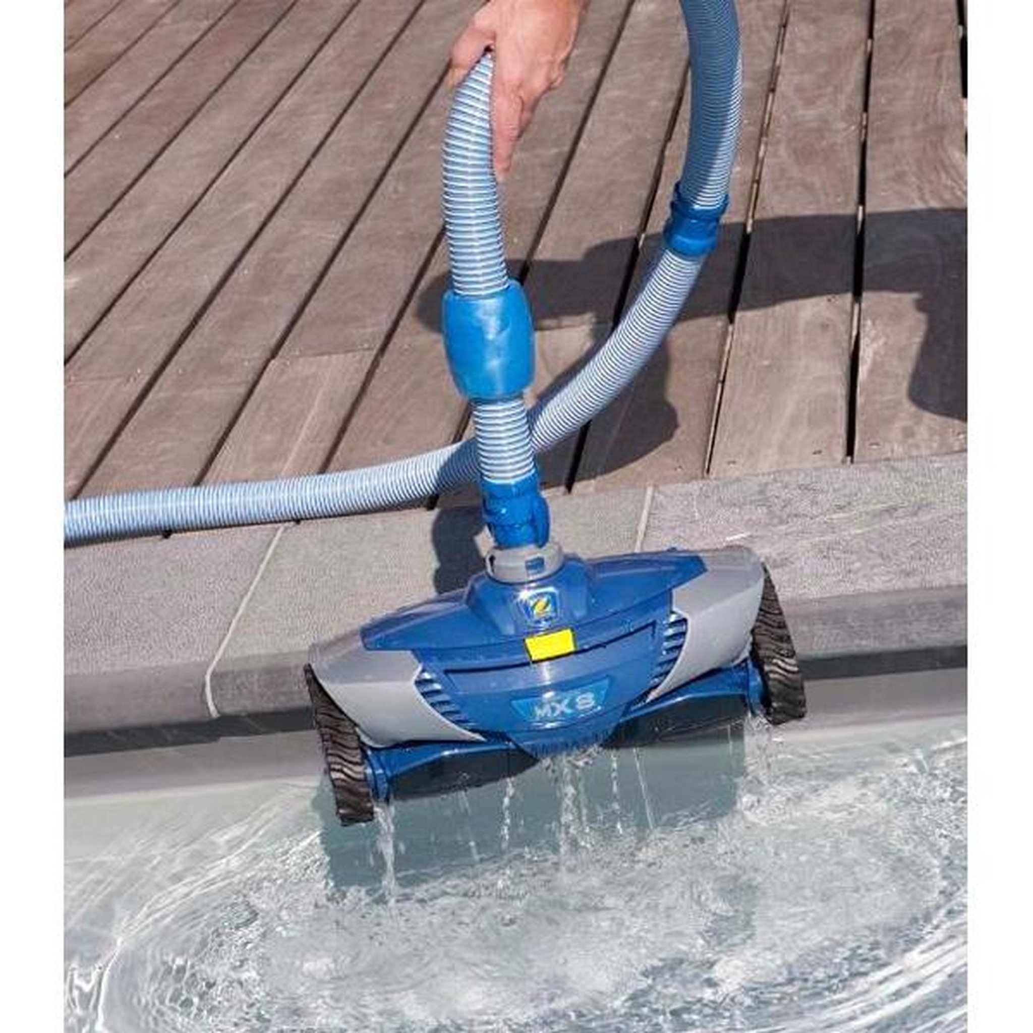 Voir la diapositive 3 : Zodiac Robot hydraulique de nettoyage de piscine - mx8