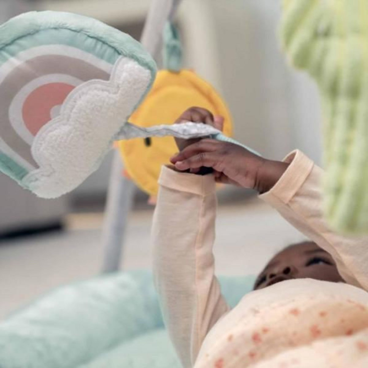 MARKET24 INGENUITY Tapis d'éveil au sol bébé Calm Spring Extra moelleux 6 jouets mutil sensoriels détachable