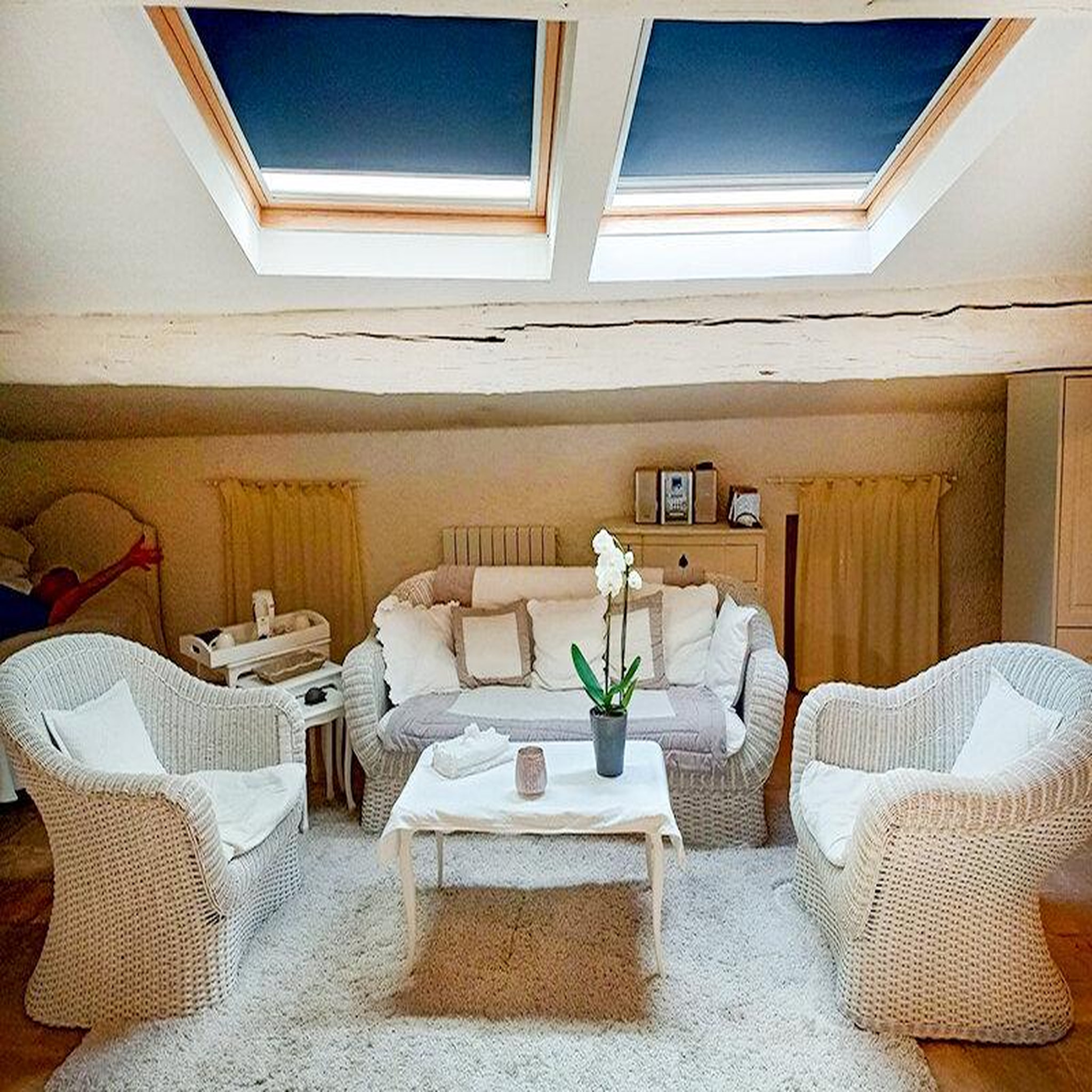 Voir la diapositive 3 : Smartbox 2 jours en famille près de béziers dans une maison d'hôtes avec piscine - coffret cadeau séjour